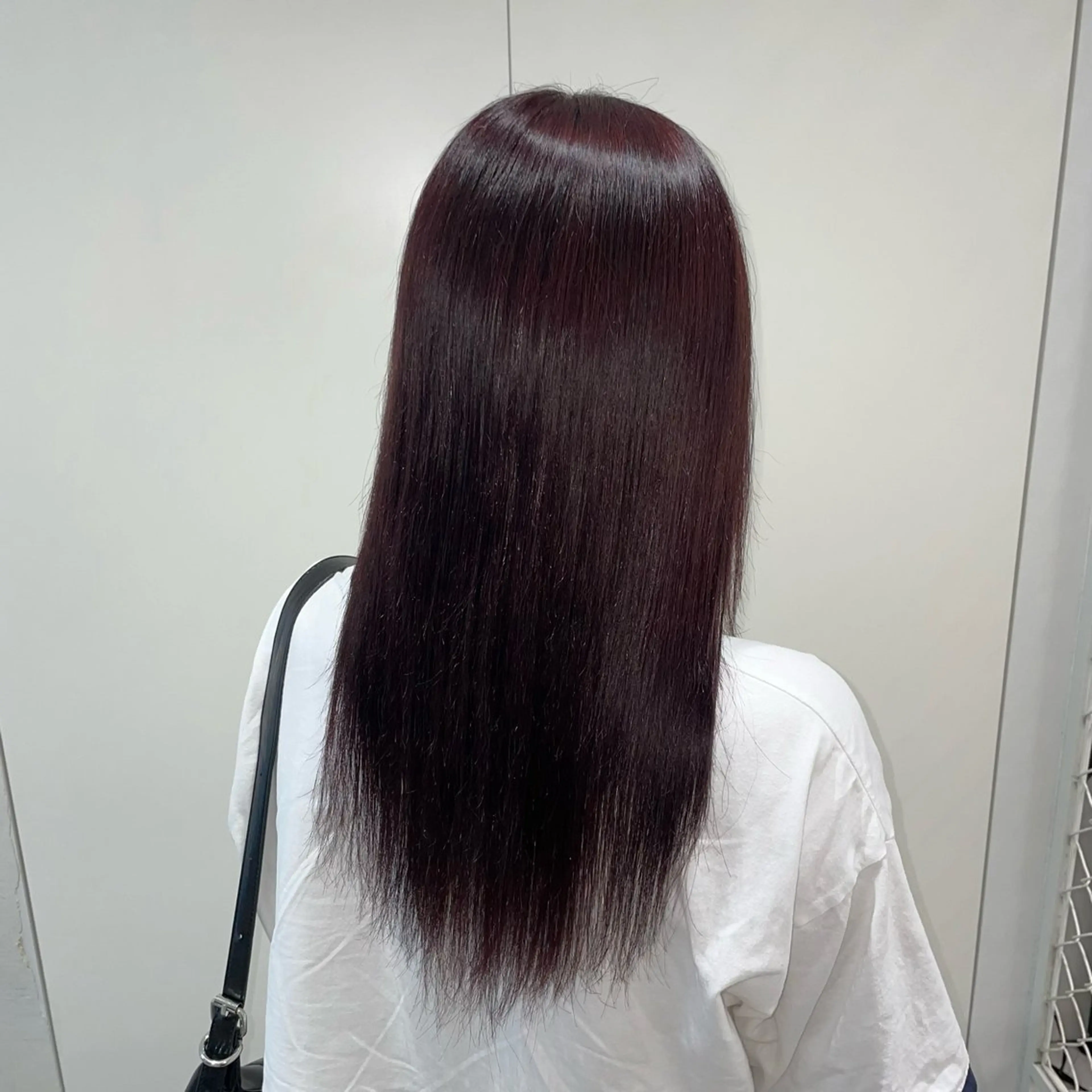 セミロング カラー ヘアカラー ななみ《ちゅるん カラー/まつパ》のヘアスタイル