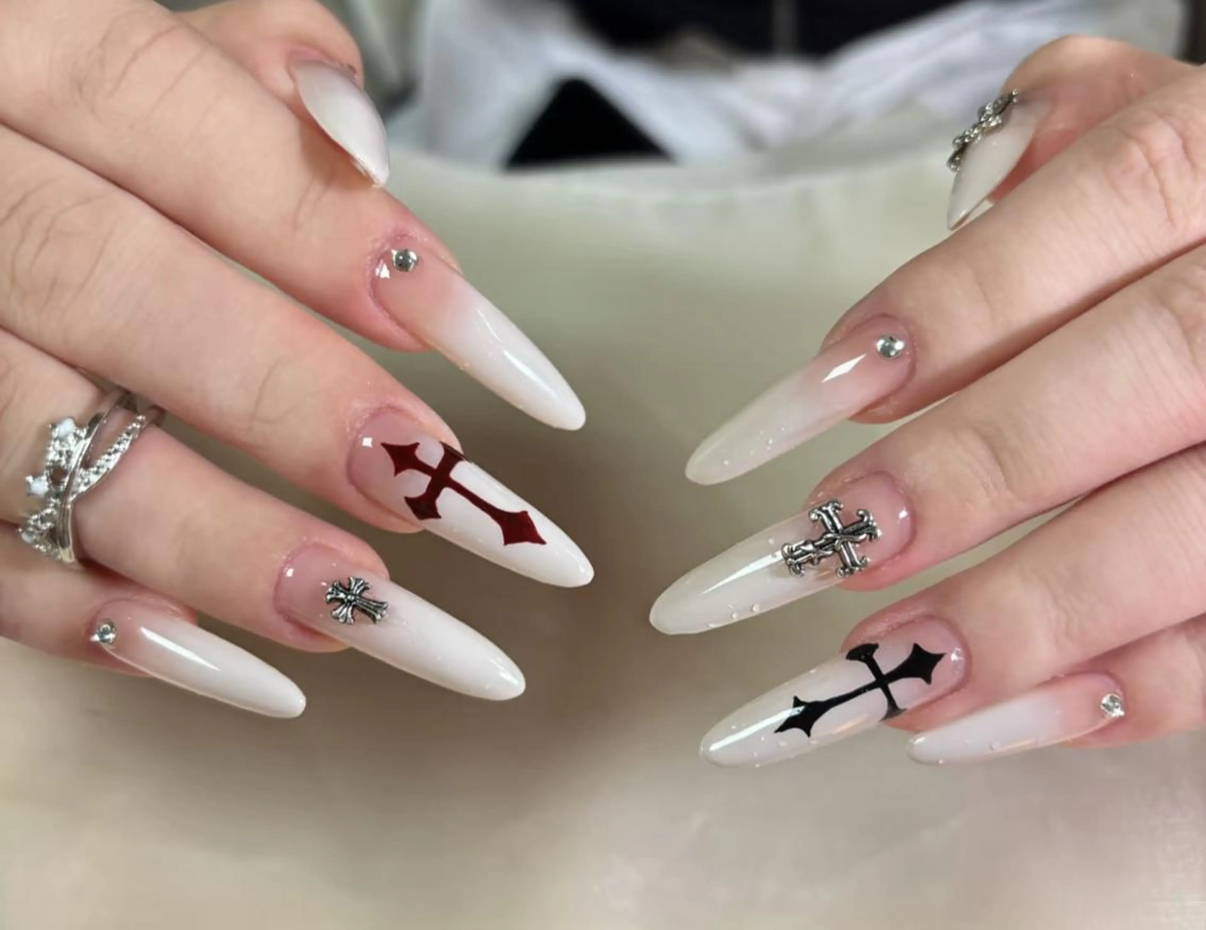 ネイル ハンドネイル ハンドケア 🍑 momo_nailのネイルデザイン