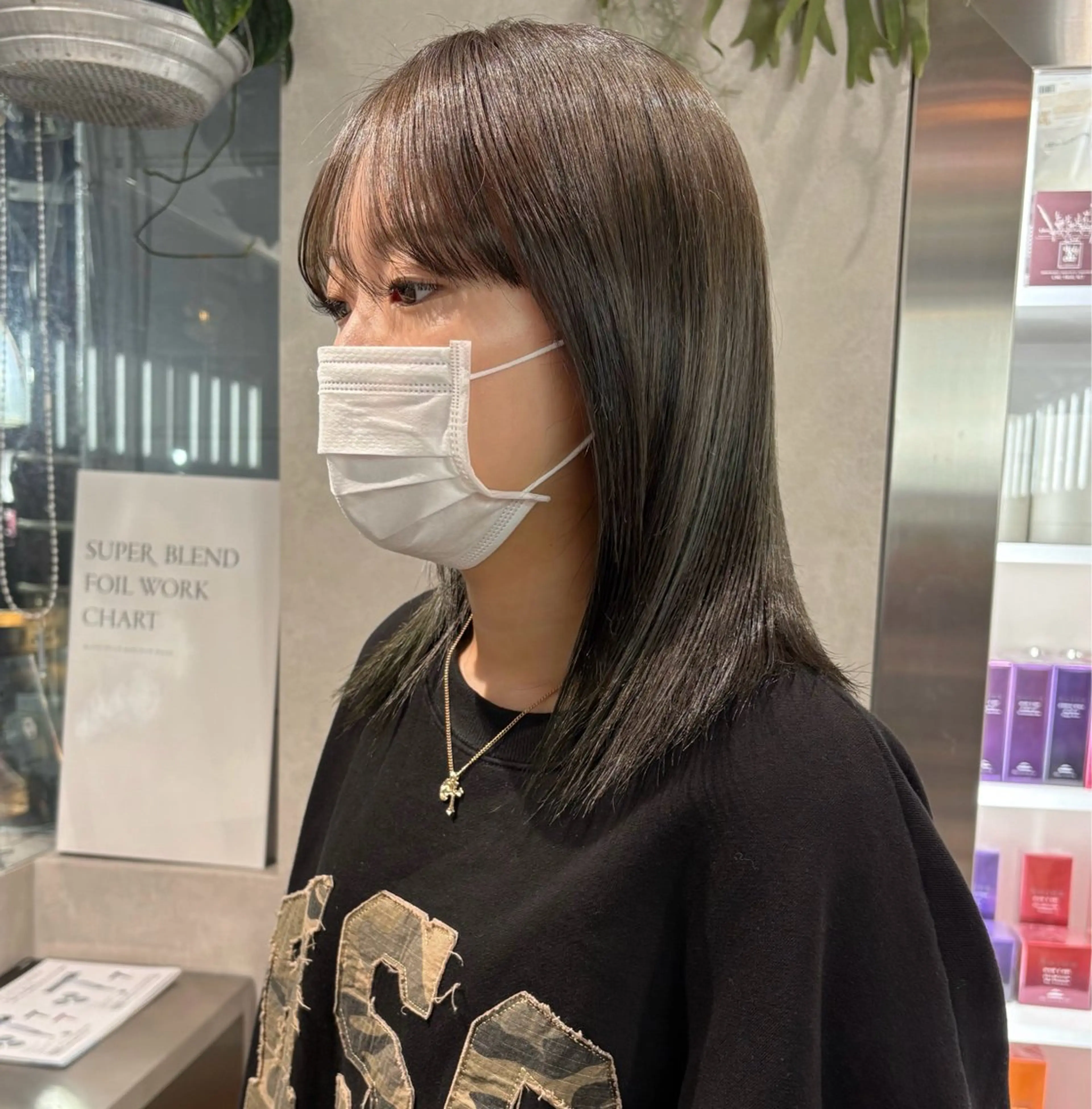 ミディアム カラー グレージュ オリーブグレージュ オリーブグレー ヘアカラー 艶ハイトーン / 輝保🤍✨のヘアスタイル