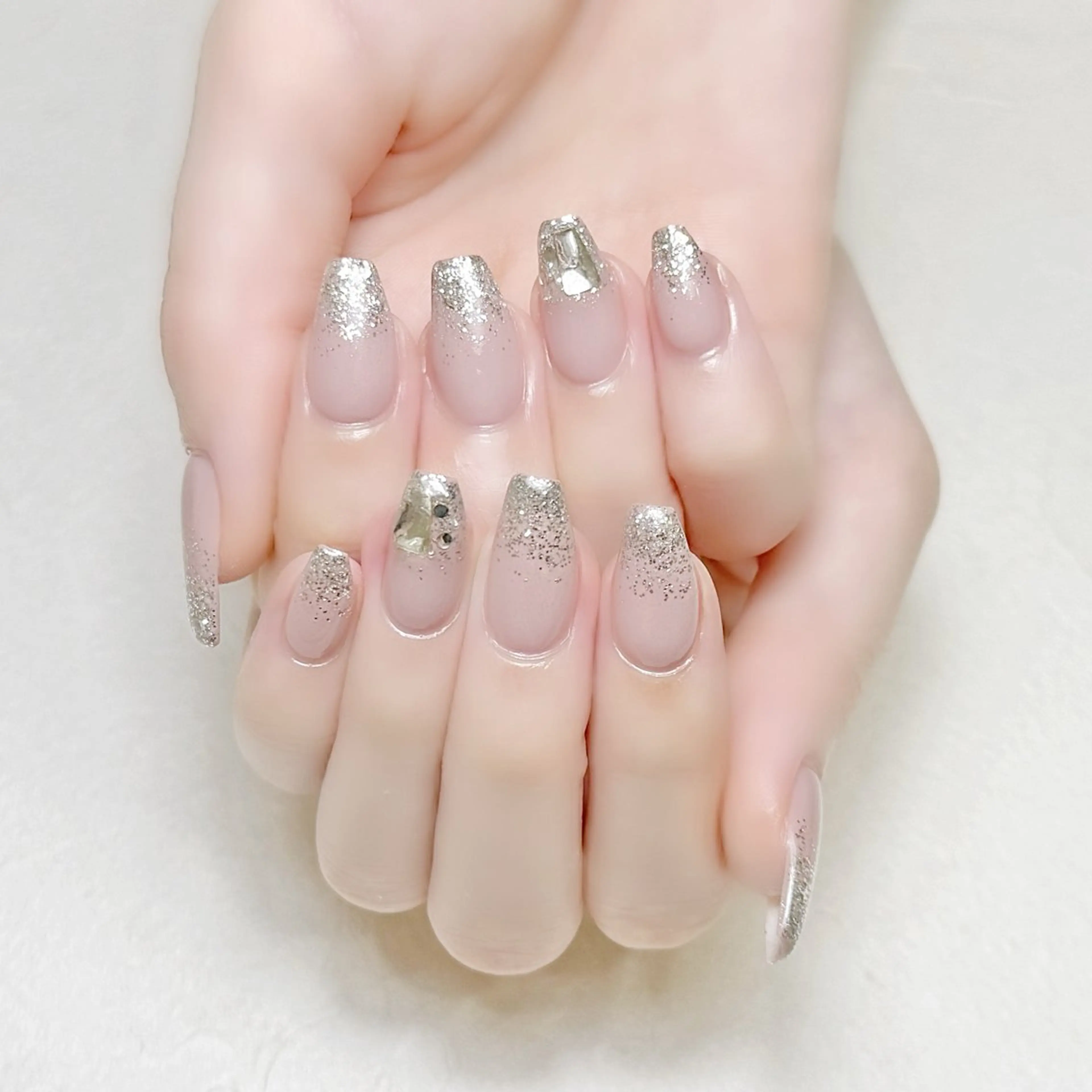 ネイル アートネイル オフィスネイル rouse nail RISATOのネイルデザイン