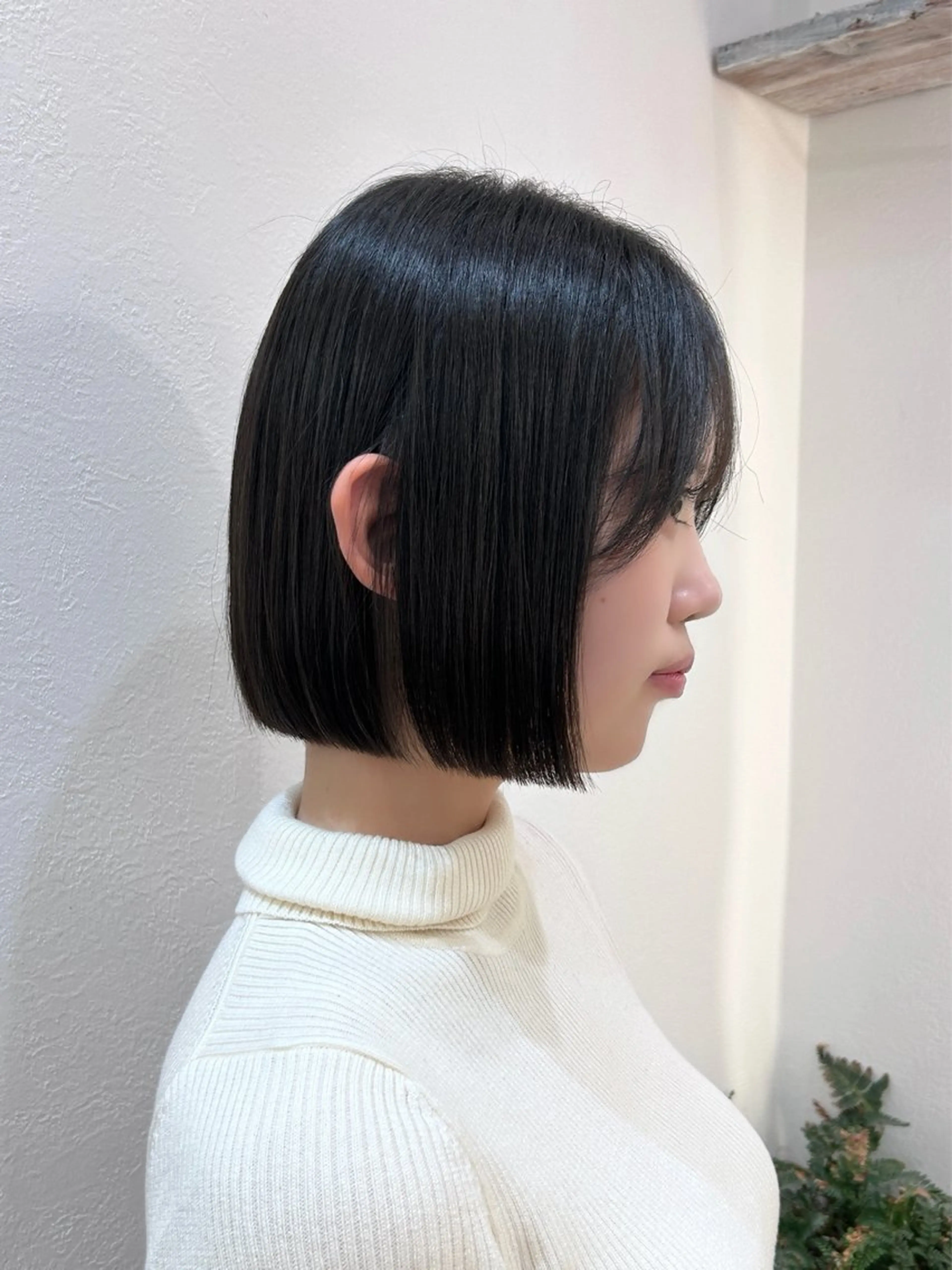 ショート カラー ショートボブ 黒髪 ブルーカラー ブルーブラック グレージュ カット ヘアカラー トリートメント ボブ/レイヤーボブ/ 髪質改善/梶川 夏季のヘアスタイル