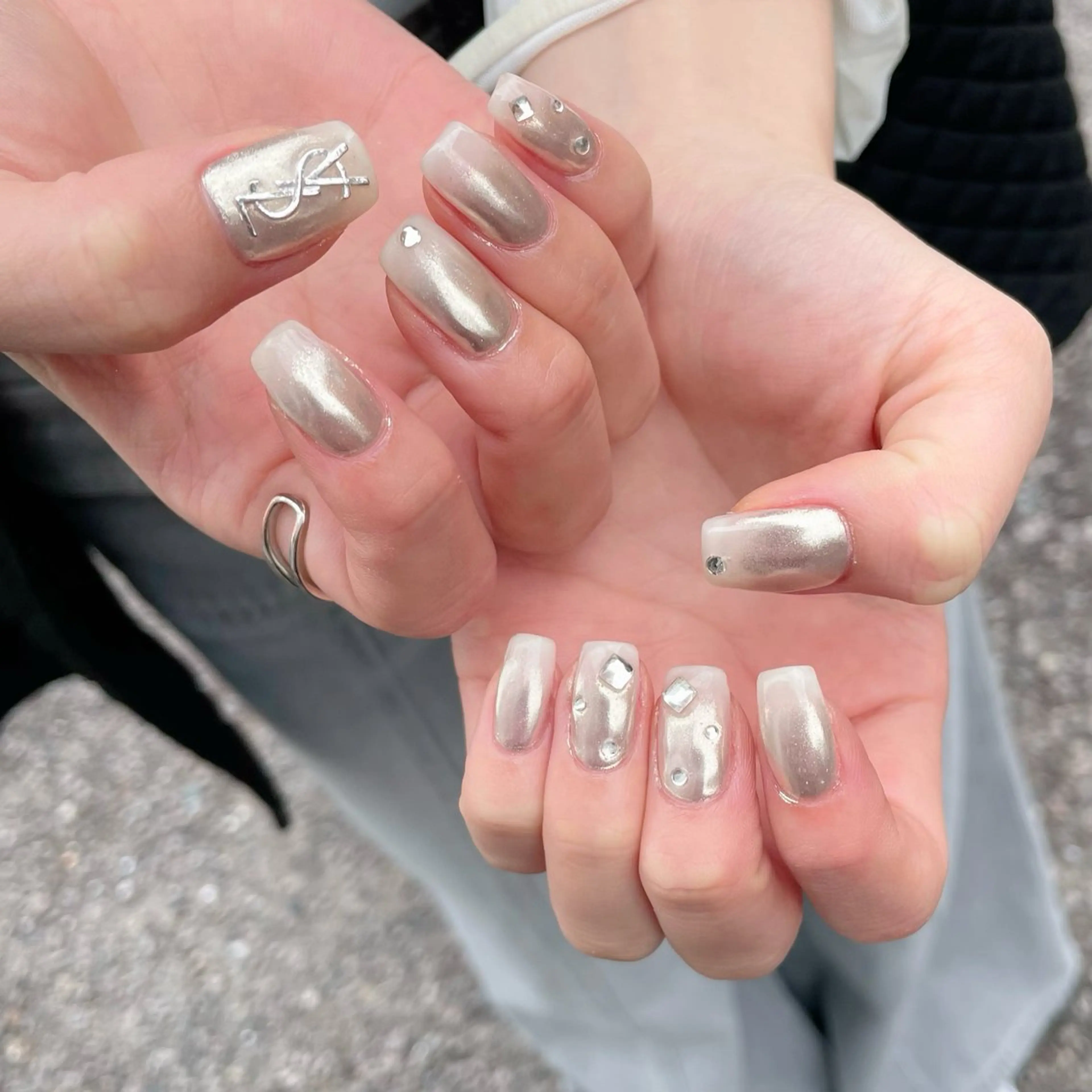 ネイル ハンドネイル y39nail toshiのネイルデザイン