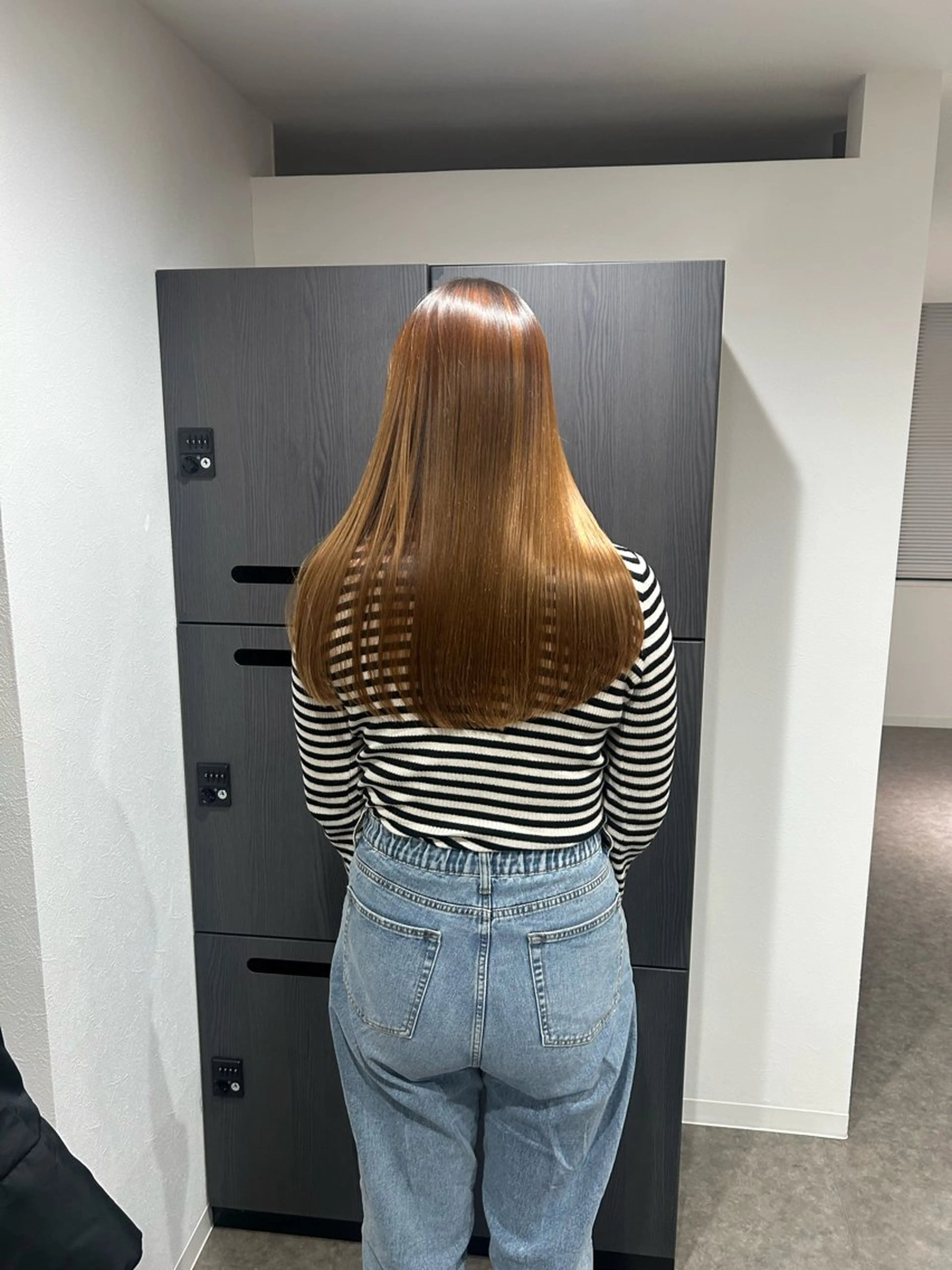 ロング 縮毛矯正 トリートメント タナカ レイヤのヘアスタイル