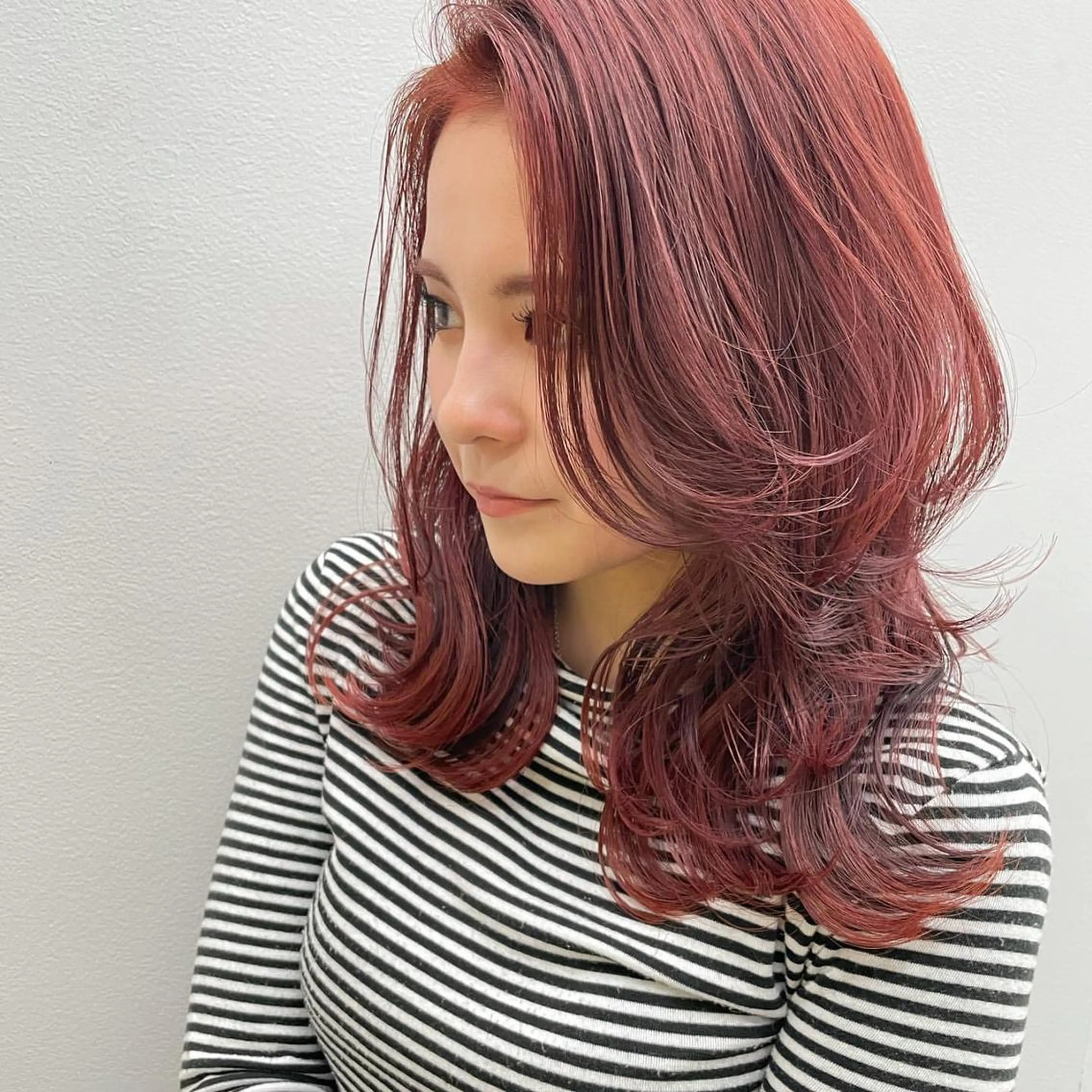 ミディアム 指名支持率NO.1 スタイリストのヘアスタイル