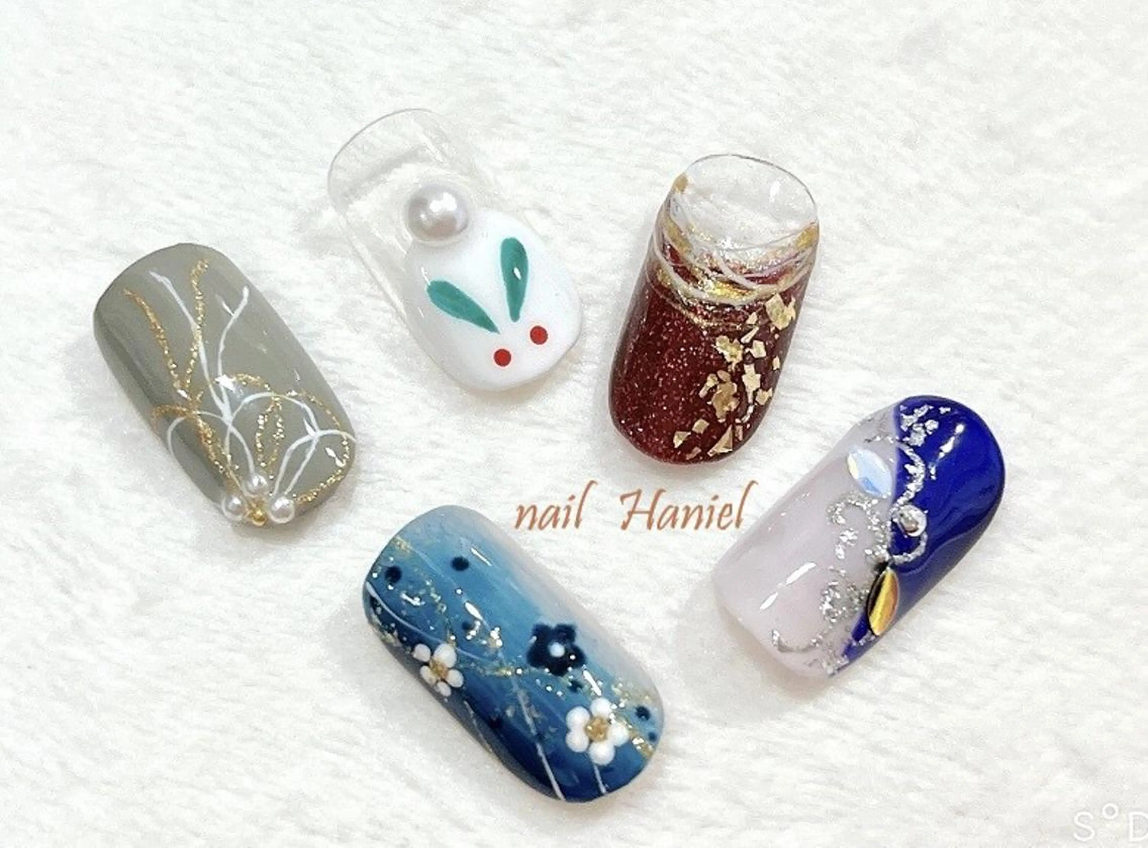 ネイル マツエク・マツパ 成人式 パリジェンヌラッシュリフト 一重×まつ毛パーマ アートネイル 成人式 nail Haniel所属・半蔵門サロンハニエル 魅神 ちよのネイルデザイン