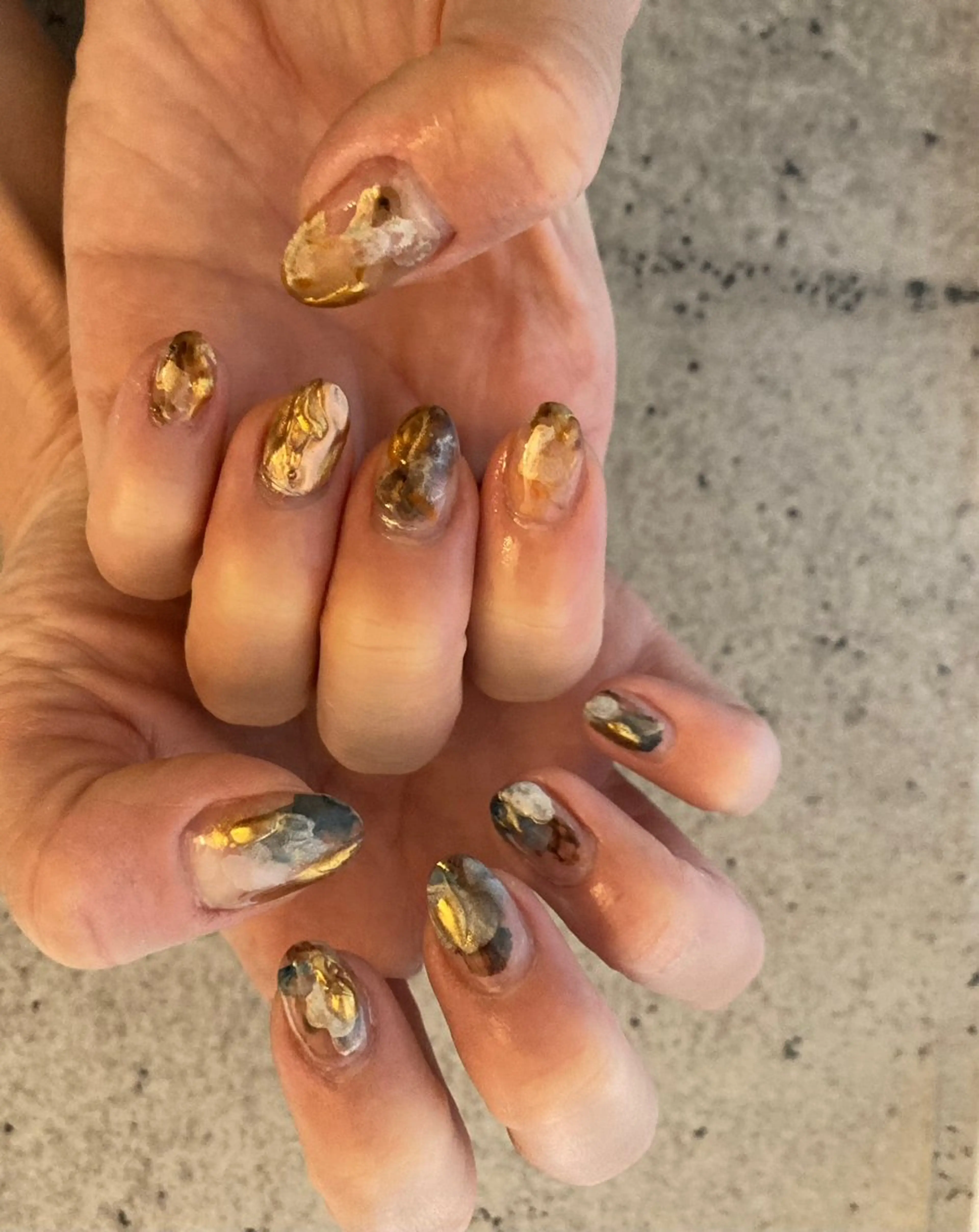 ネイル アートネイル ニュアンスネイル Luca nailのネイルデザイン