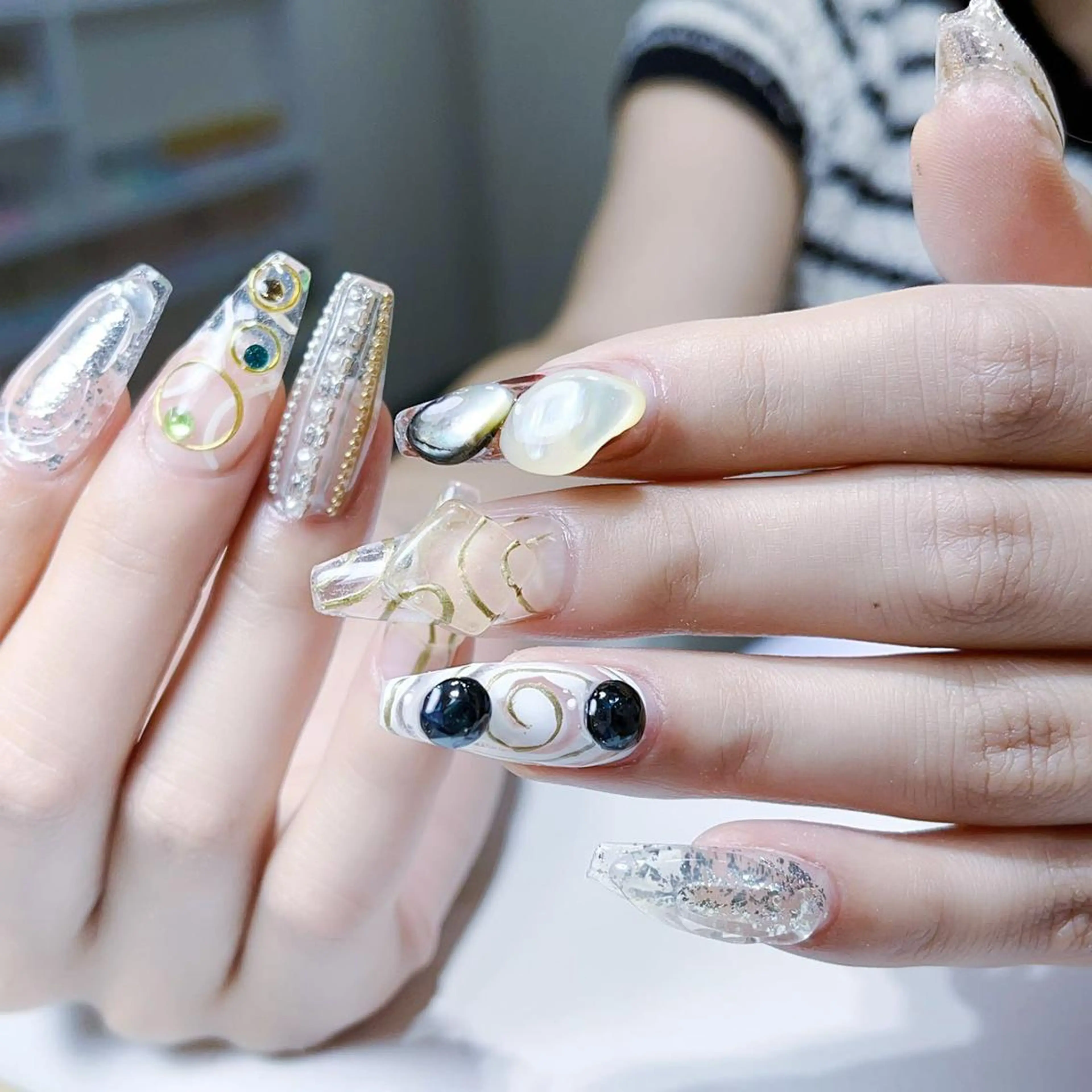 ネイル ハンドネイル Queens 榊 まおのネイルデザイン