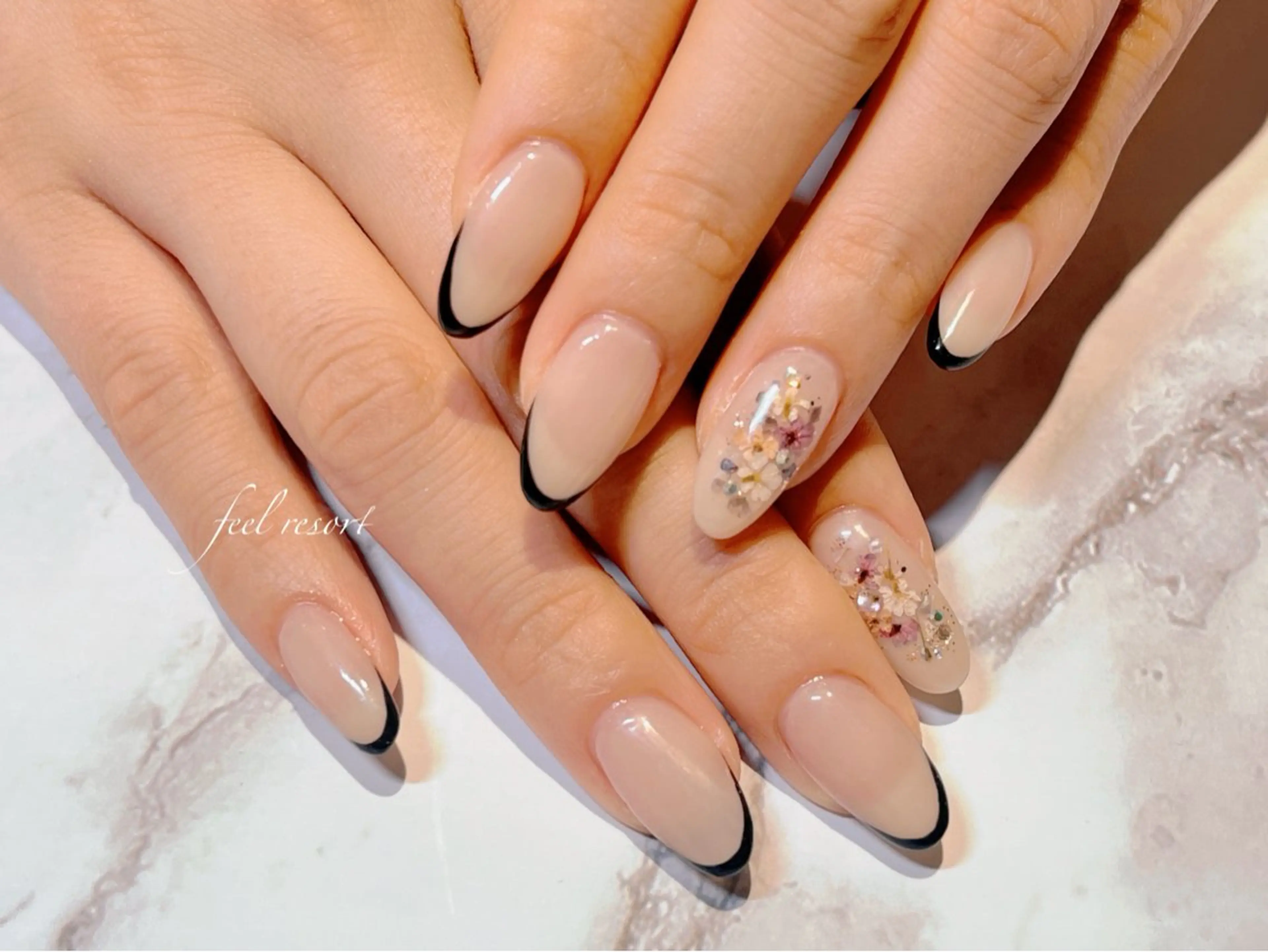 ネイル 長さ出し フットネイル フレンチネイル ジェルネイル ガラスフレンチ ハンドネイル Lien（リアン） 銀座駅6分のネイルデザイン