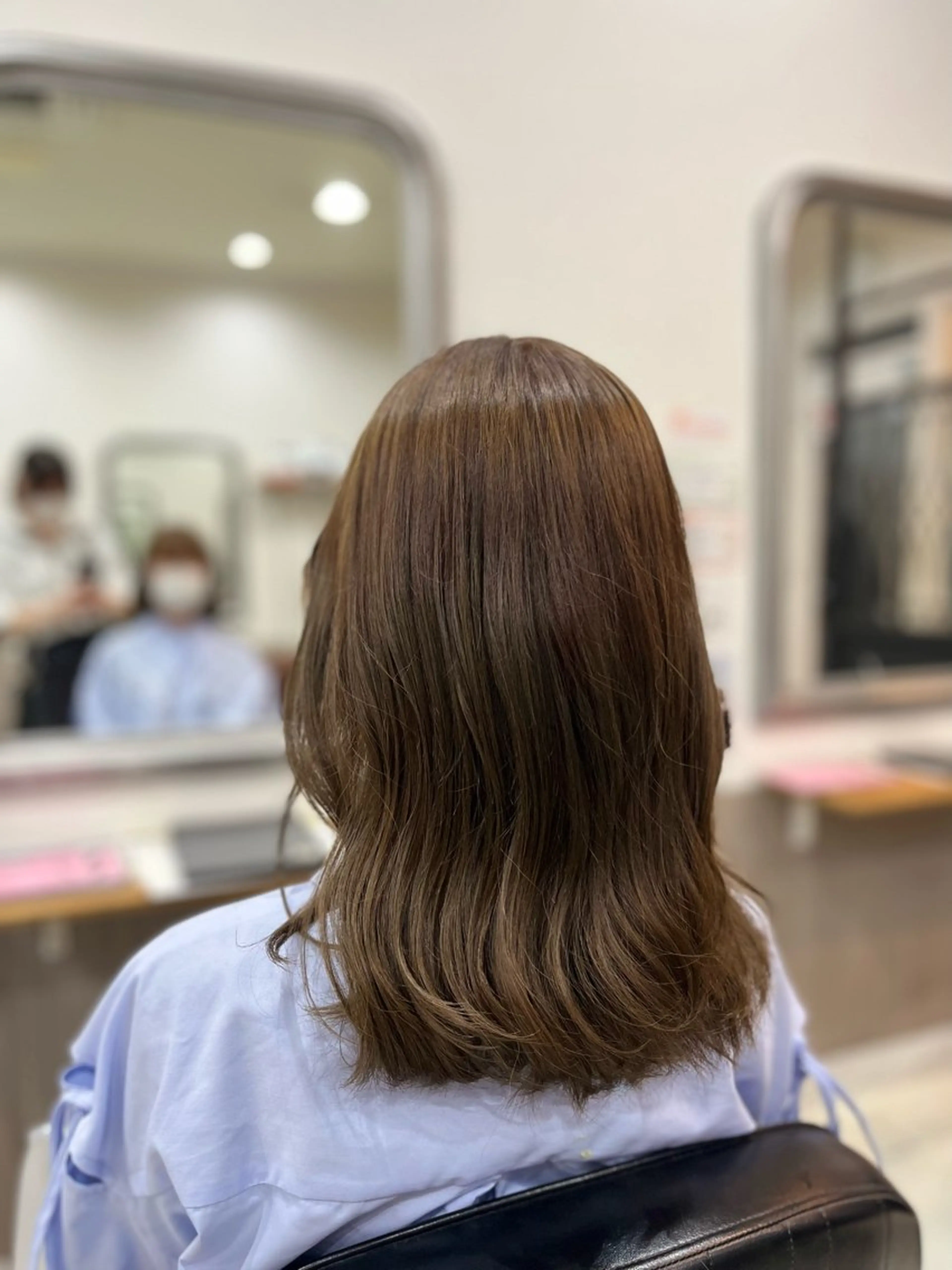 ミディアム カラー ヘアカラー 堀川 希歩のヘアスタイル