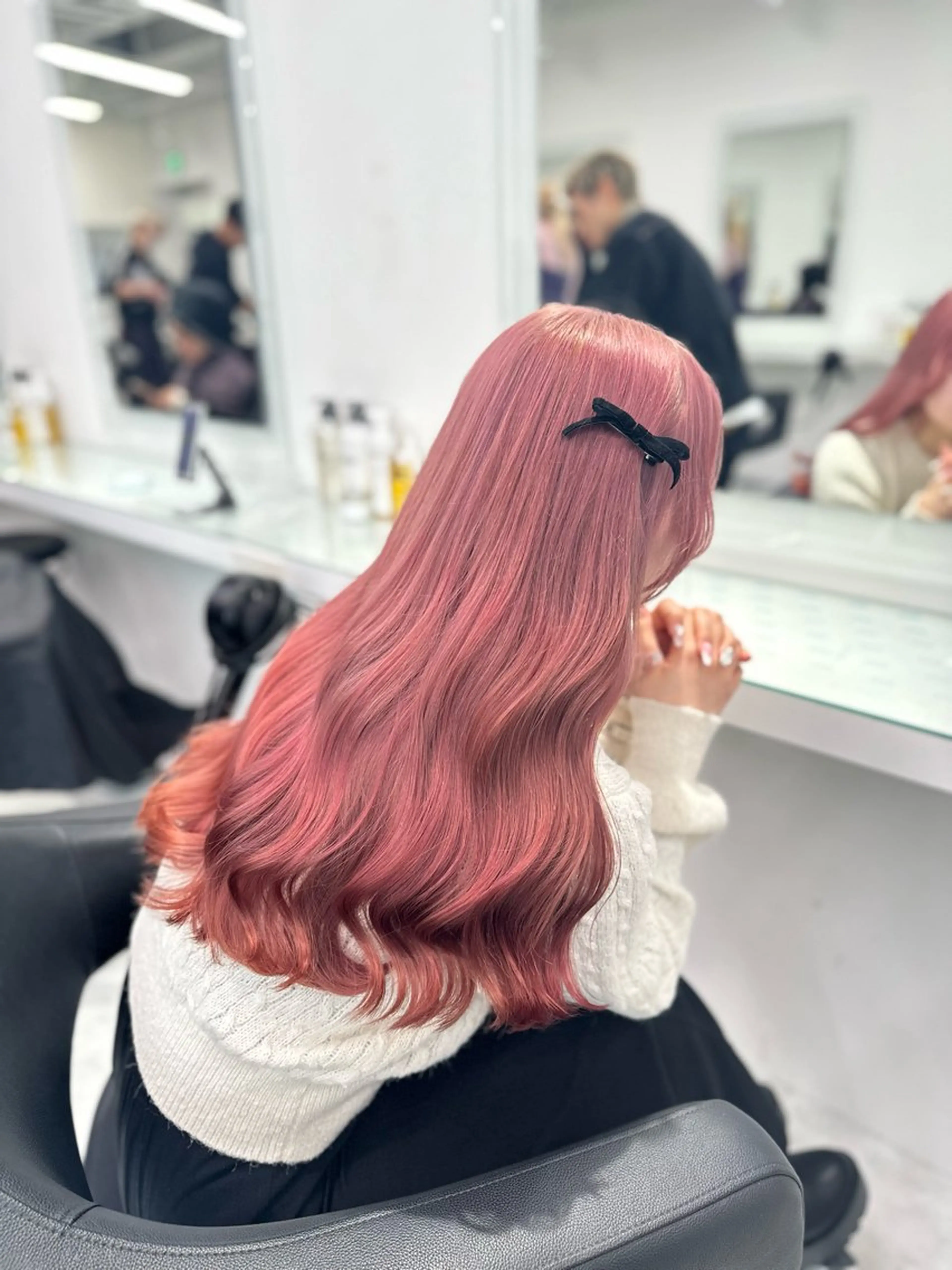 ロング ヘアカラー 🥀ワンホン風暖色 カラーRISA🥀のヘアスタイル