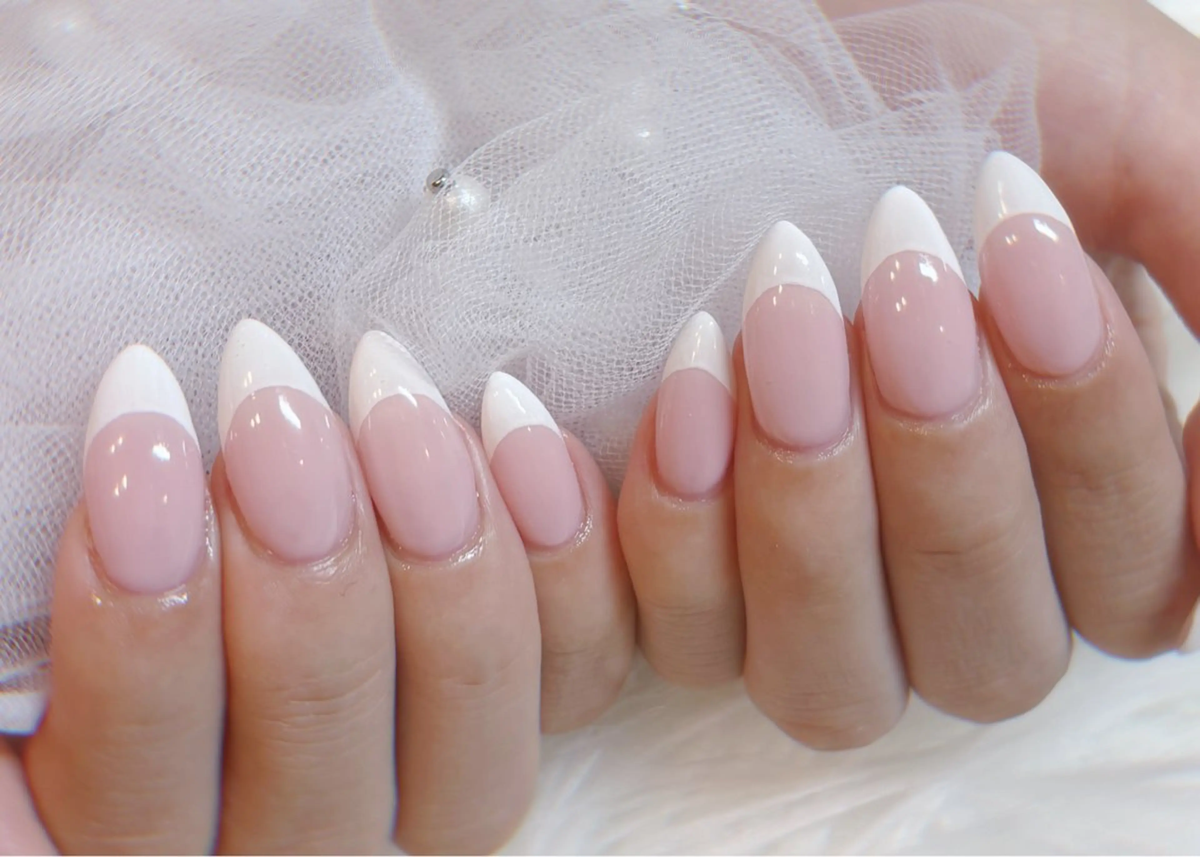 ネイル ハンドネイル ハンドケア le'a-レア-【ア イ×ネイル×眉】のマツエク・マツパデザイン