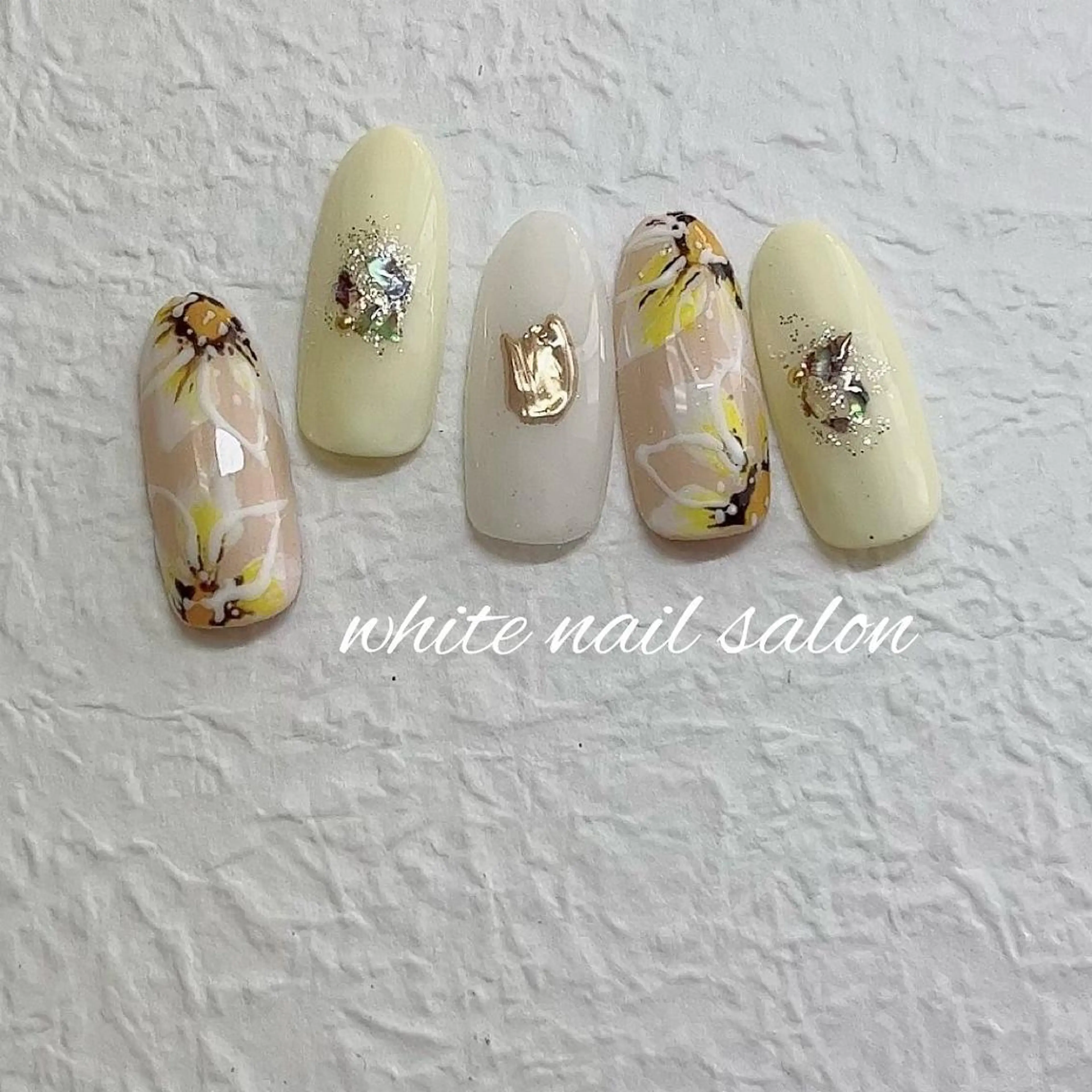 ネイル ジェルネイル ハードジェル ラメ(グリッター) 持ち込み ソフトジェル ハンドネイル white nail salonのネイルデザイン