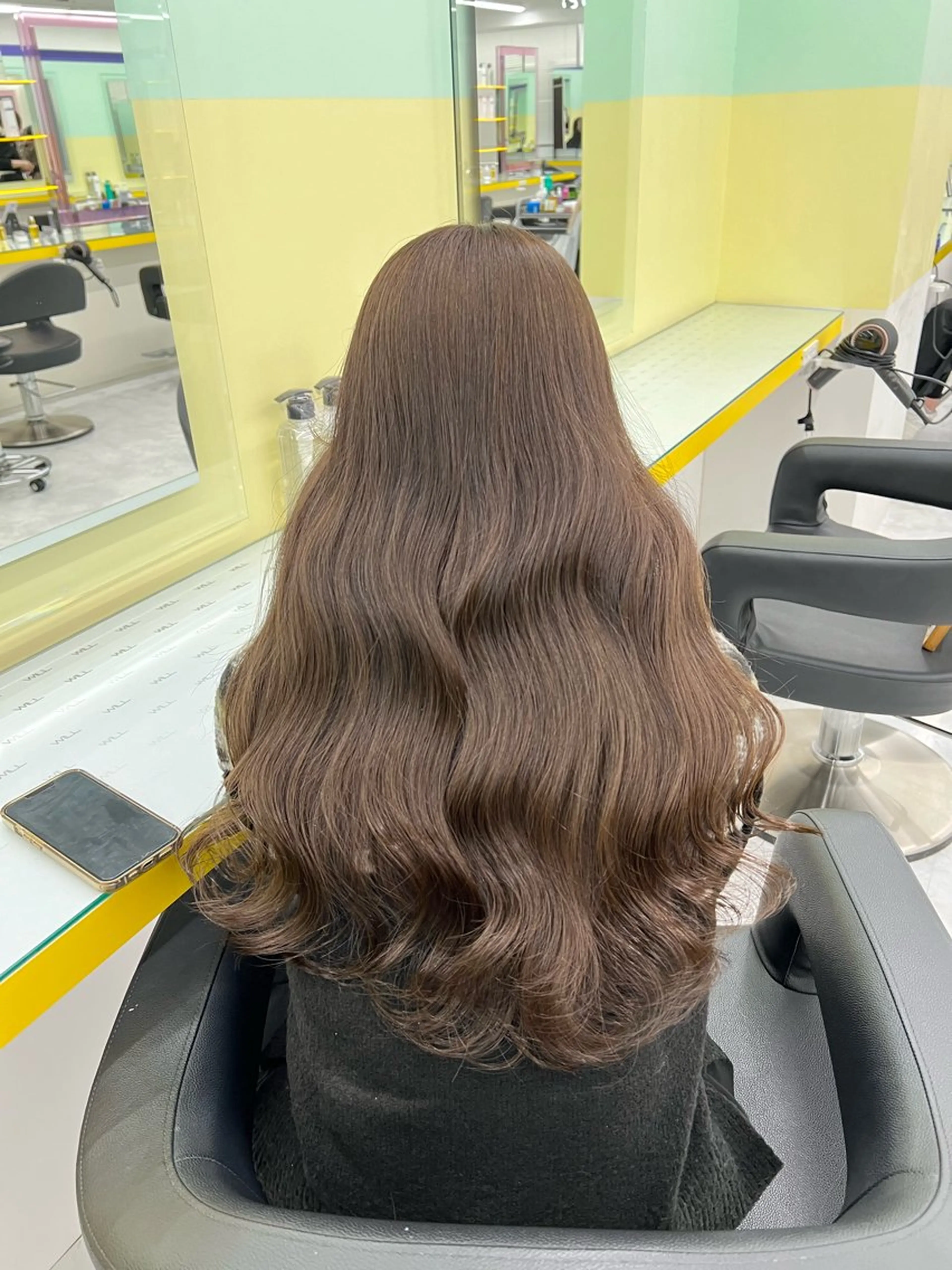 ロング ヘアカラー トリートメント ヘッドスパ 💍レイヤーカット 艶髪💍亘紘輝のヘアスタイル