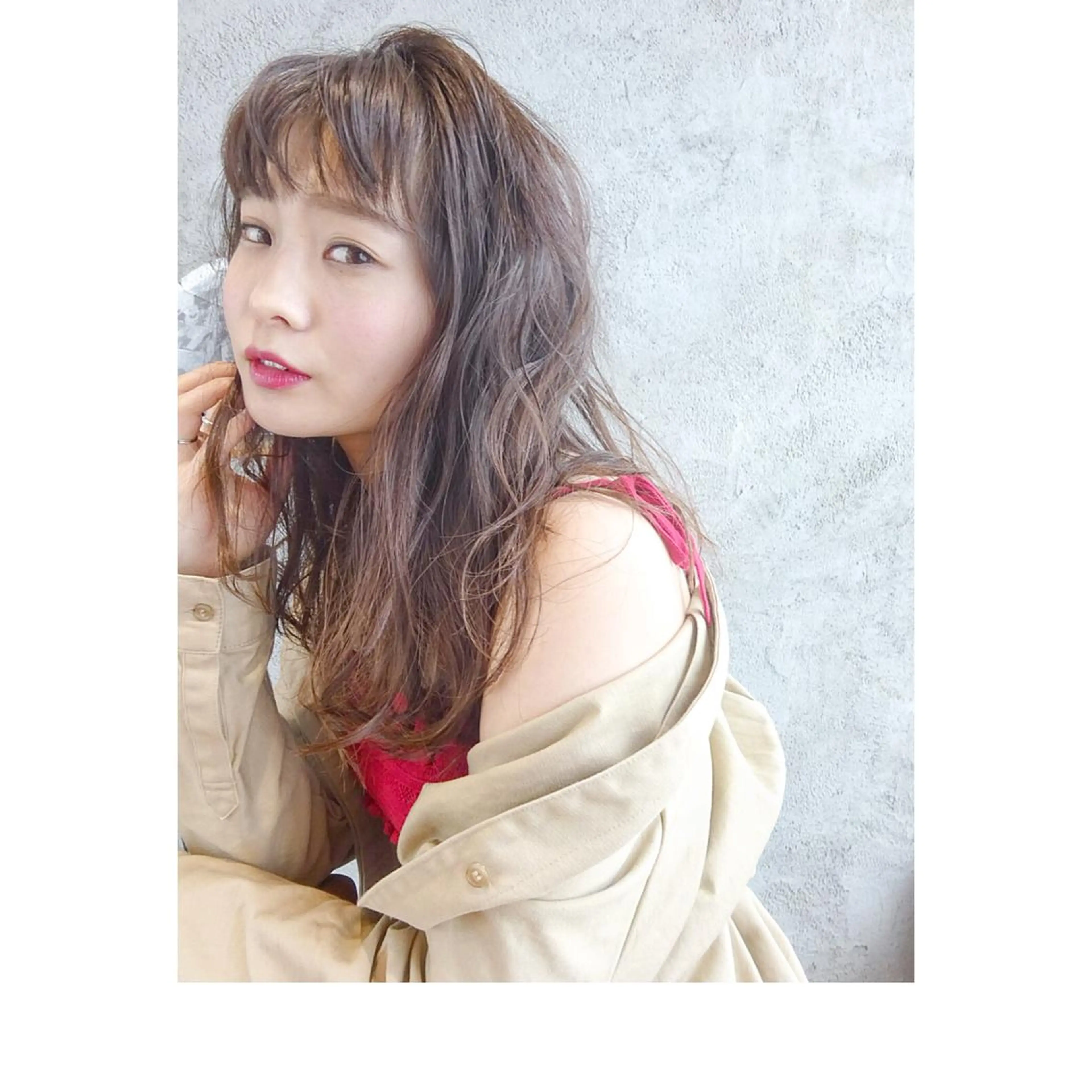 セミロング カラー オン眉 EMANON天神所属・Hitomi Ezakiのヘアスタイル