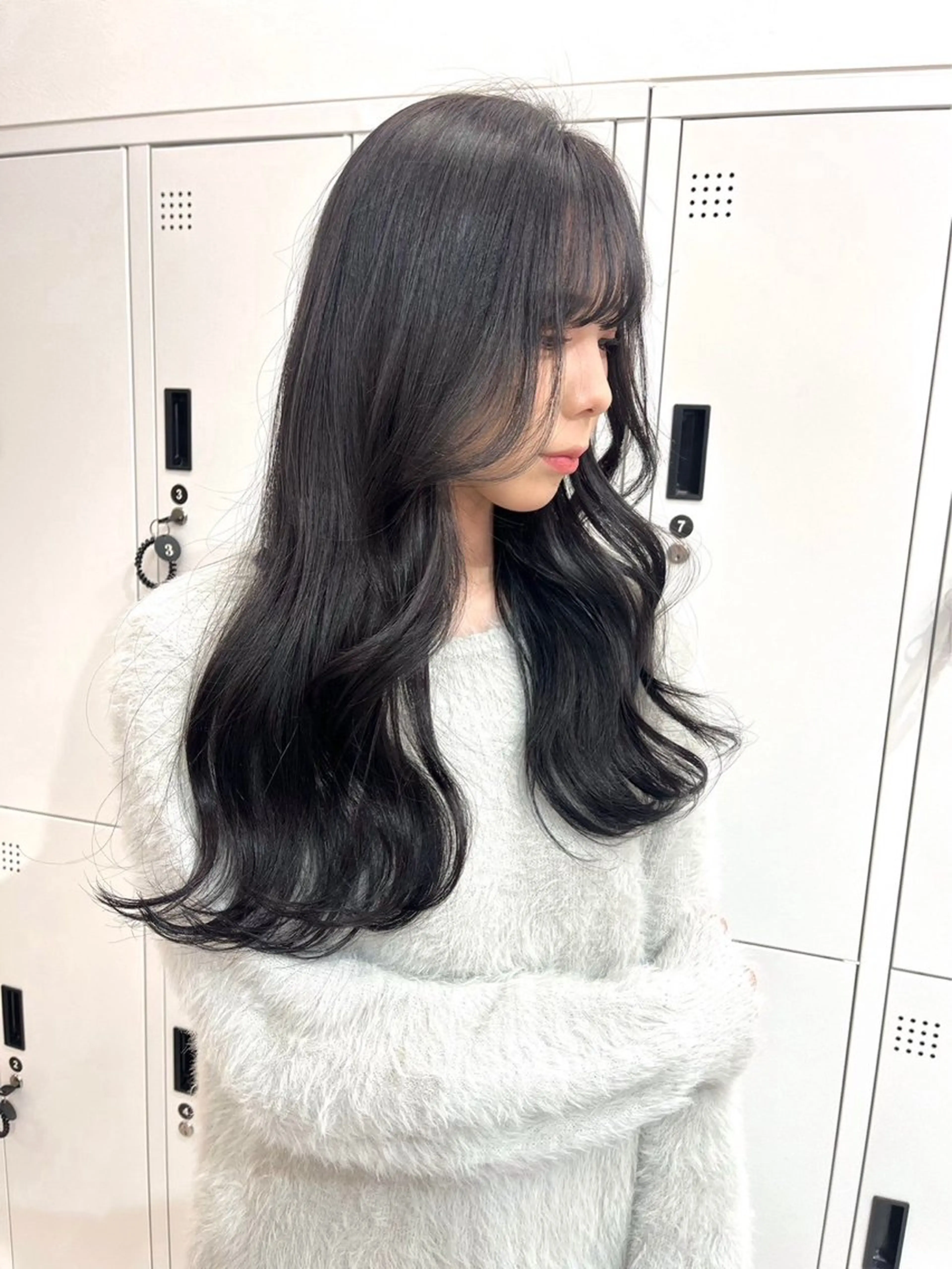 ロング カラー カット ヘアカラー トリートメント 柔らかカラー/ レイヤーYUTO🧋のヘアスタイル
