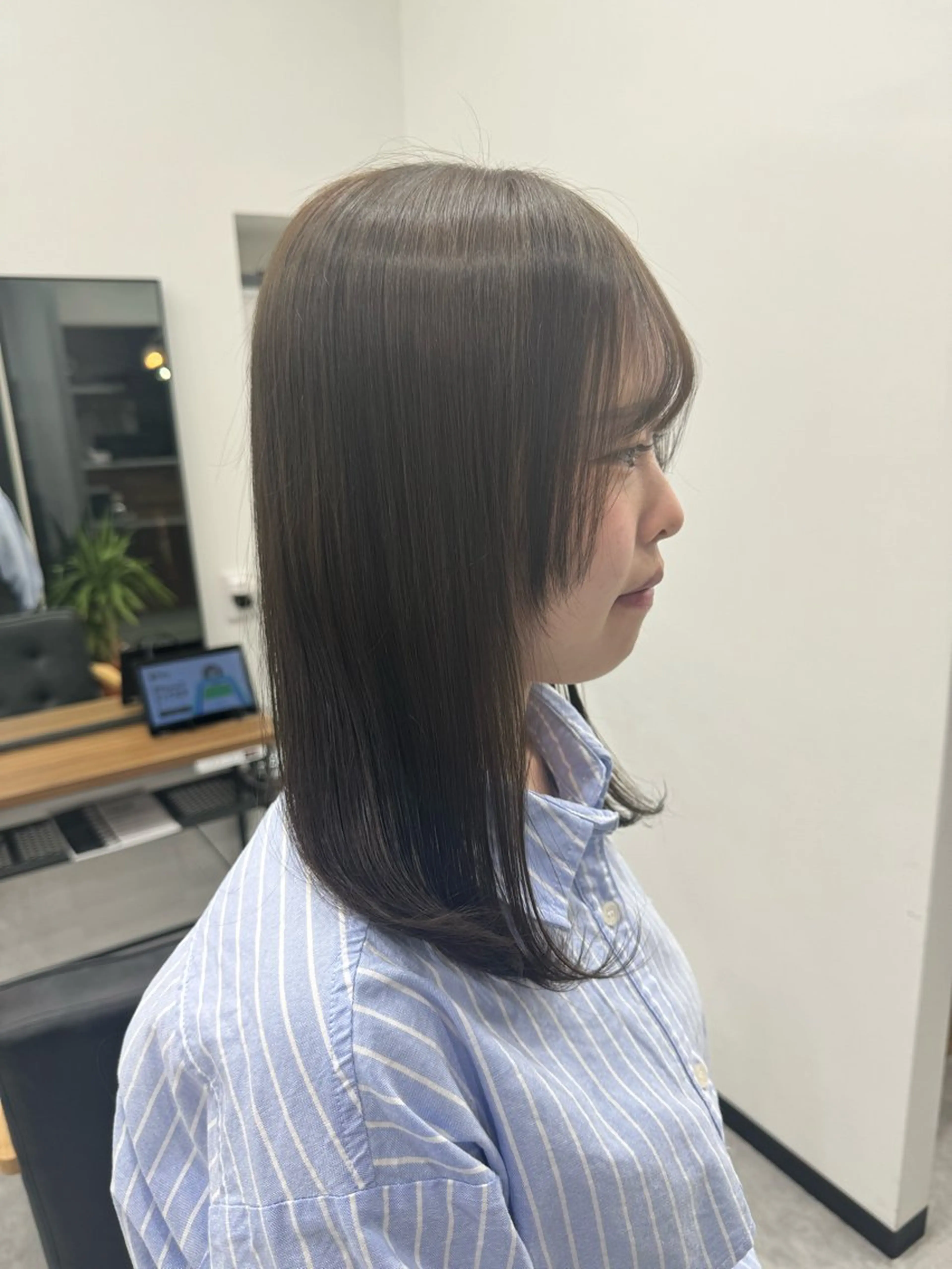 ミディアム カラー 透明感カラー 𝘀𝗮𝗲/柏の葉 / パーマモデルのヘアスタイル
