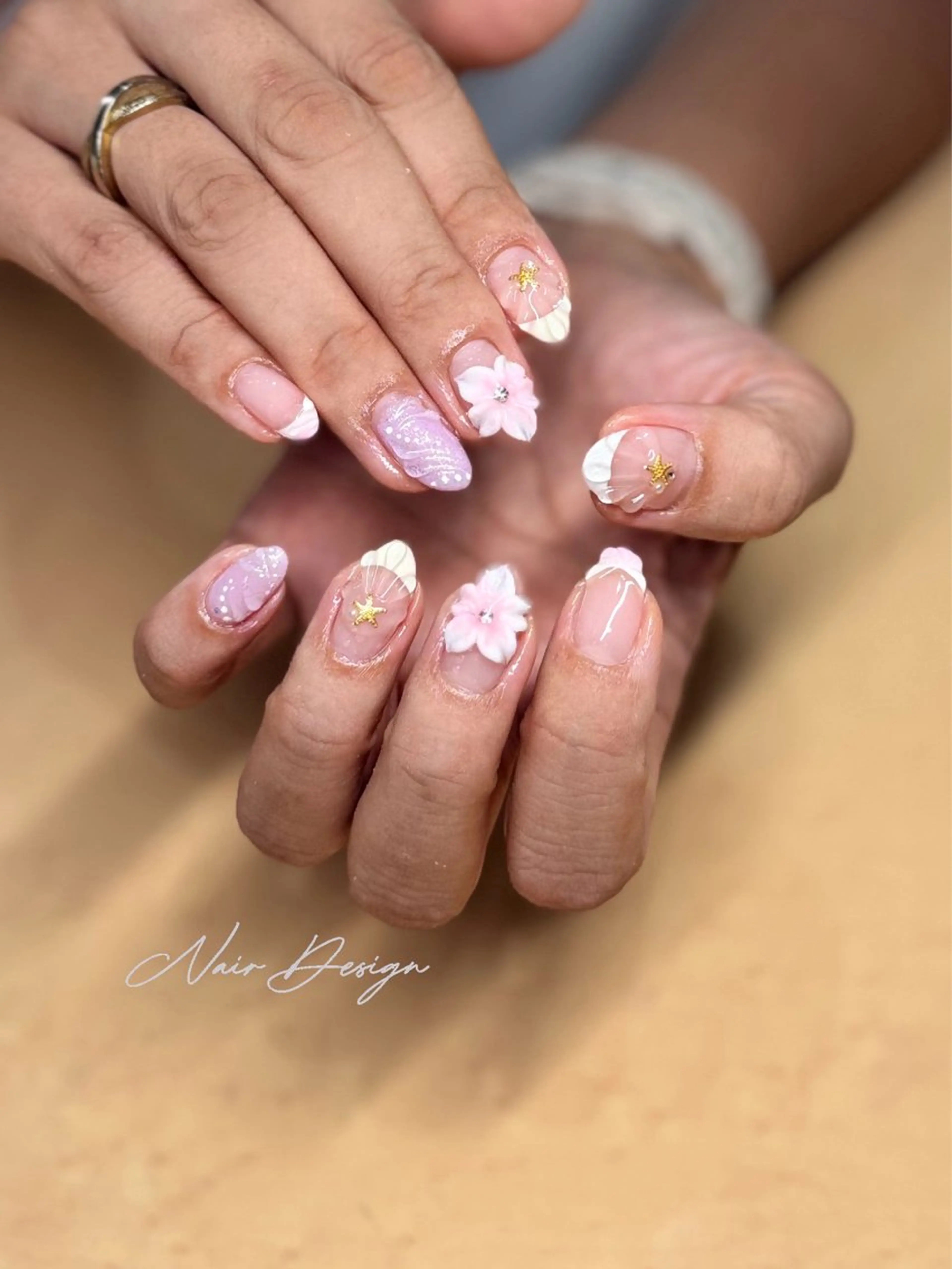 ネイル ハンドネイル ハンドケア 𝓝𝓪𝓲𝓻 𝓝𝓪𝓲𝓵のネイルデザイン