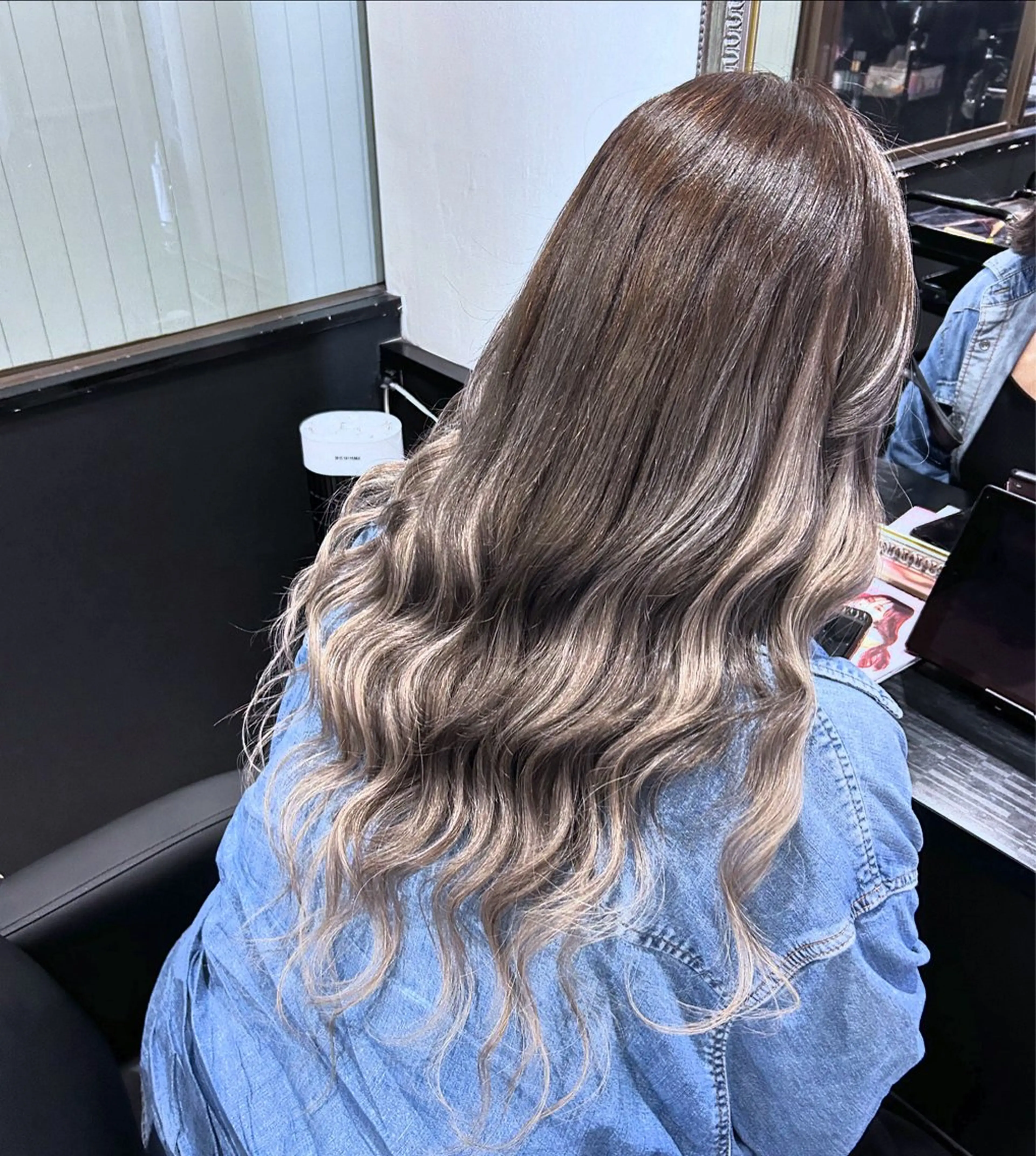 ロング プルエクステ エクステ 長田 麻友子のヘアスタイル