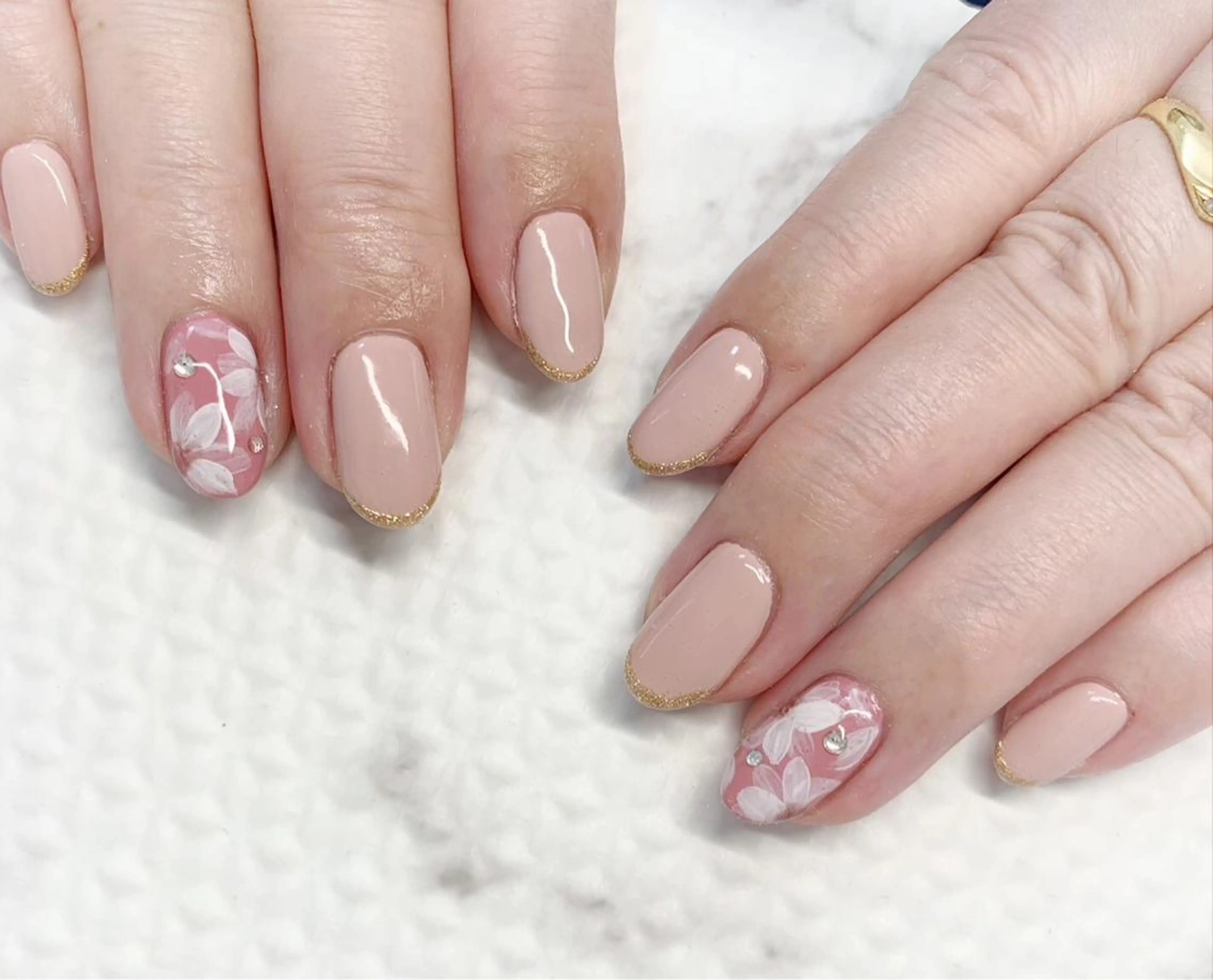 ネイル アニマル柄 フットネイル グリーン オフィスネイル ワンカラーネイル Lily Roseスタッフ一同のマツエク・マツパデザイン