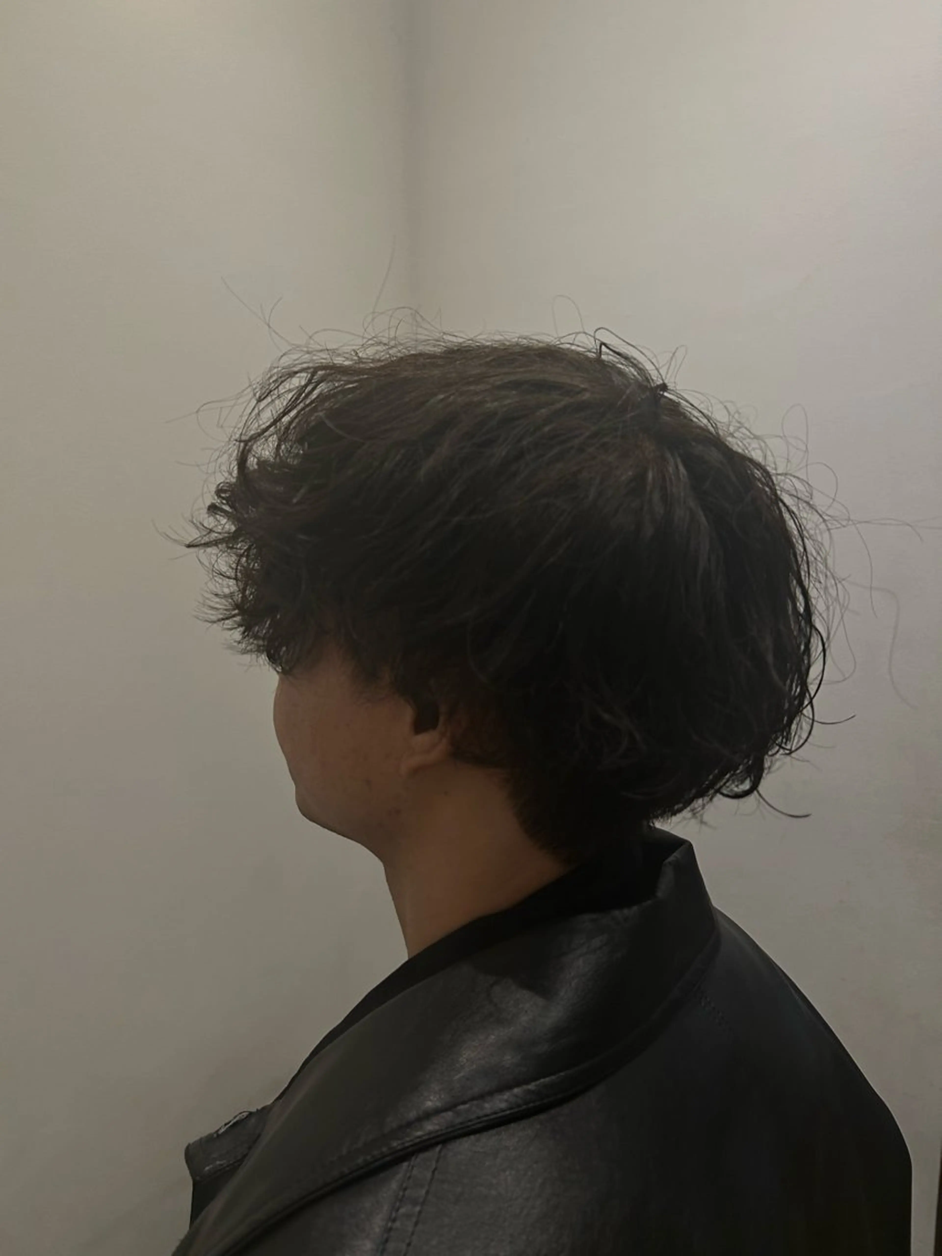 パーマ メンズ 小森田　果怜 縮毛矯正、カラーのヘアスタイル