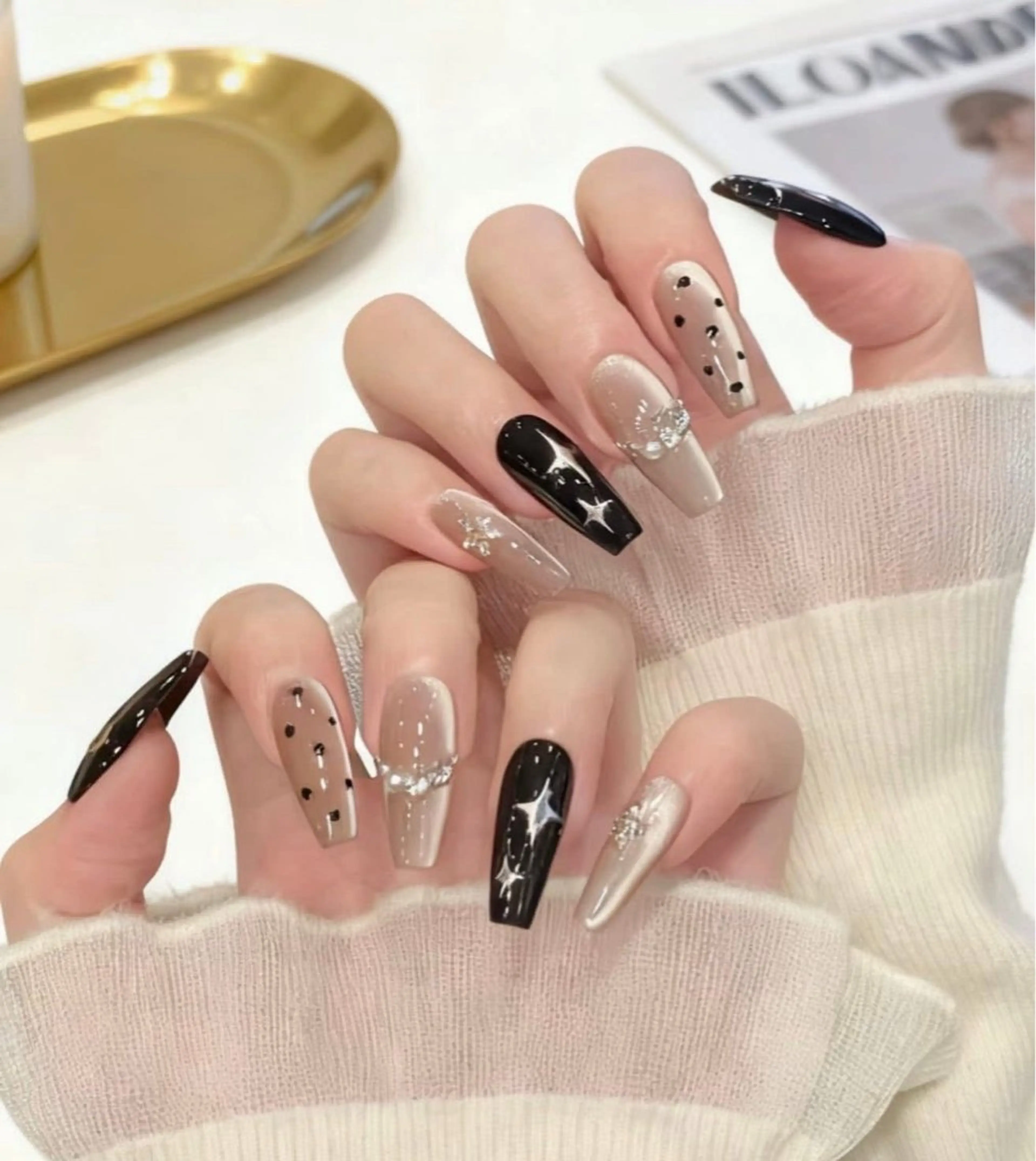 ネイル ハンドネイル T. Leeのネイルデザイン