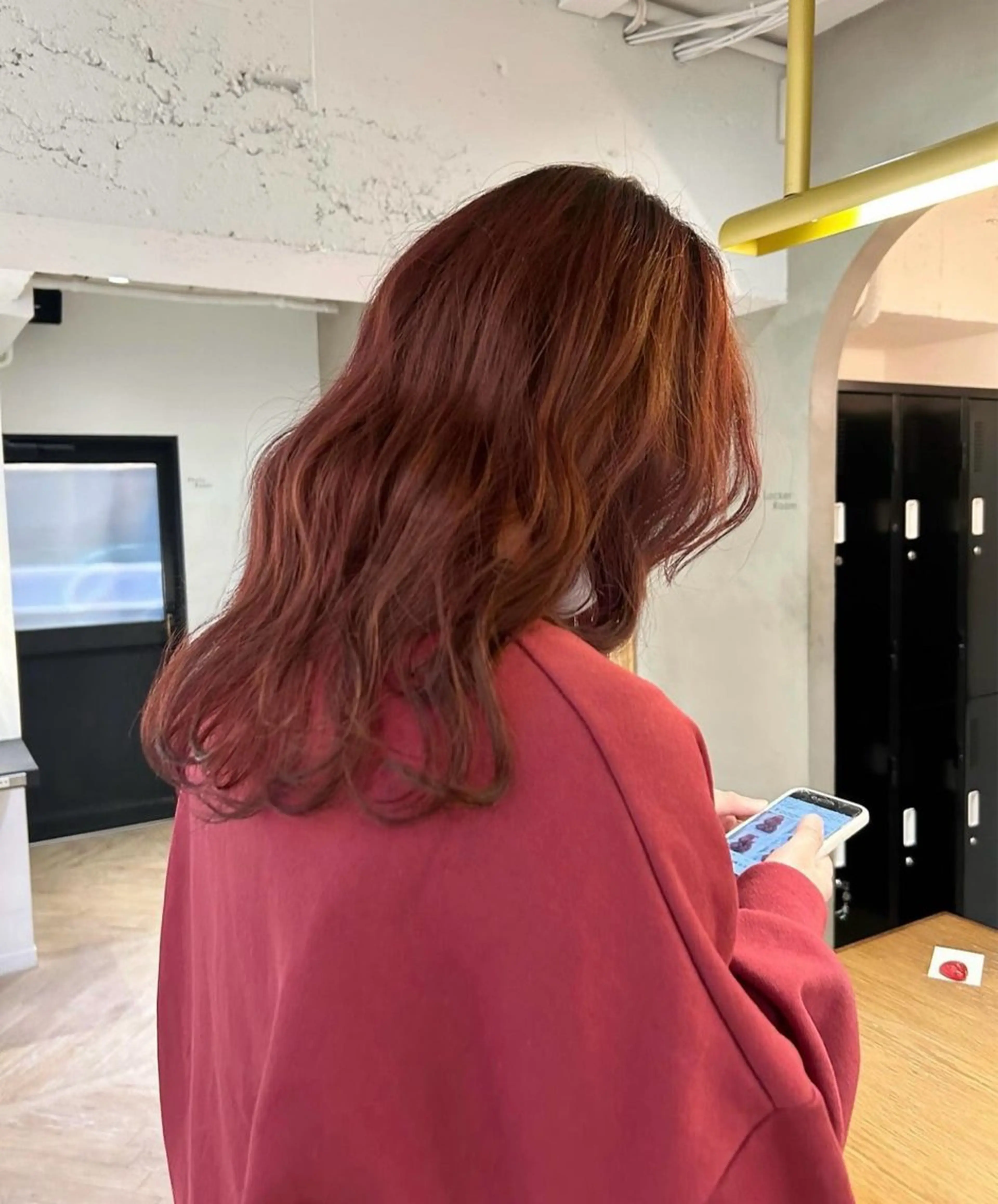 ロング カラー オレンジ ヘアカラー カットモデルレイヤー 暖色カラー モカ🎶のヘアスタイル