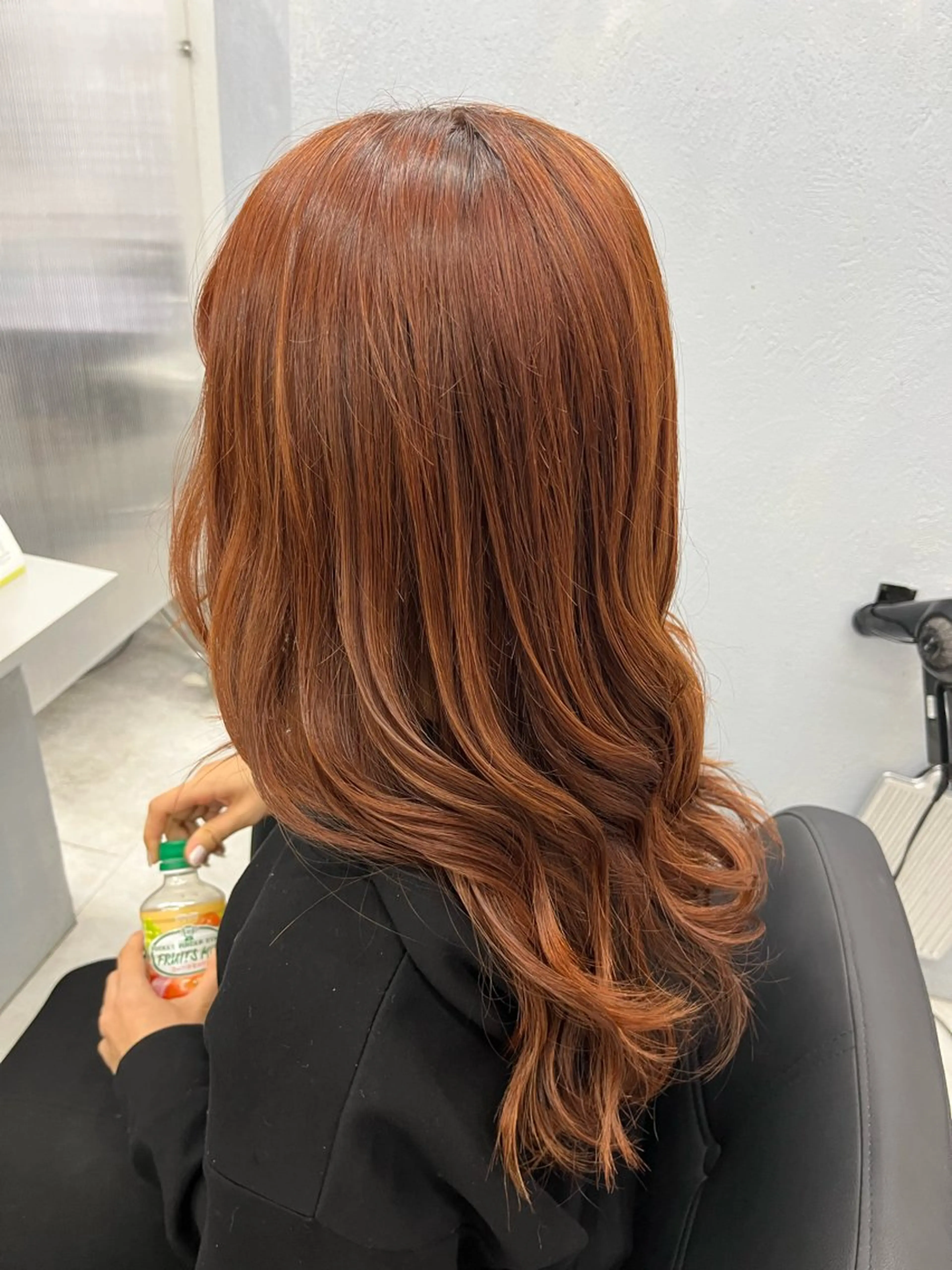 ロング カラー 透明感カラー🪿🤍 小顔カットのヘアスタイル