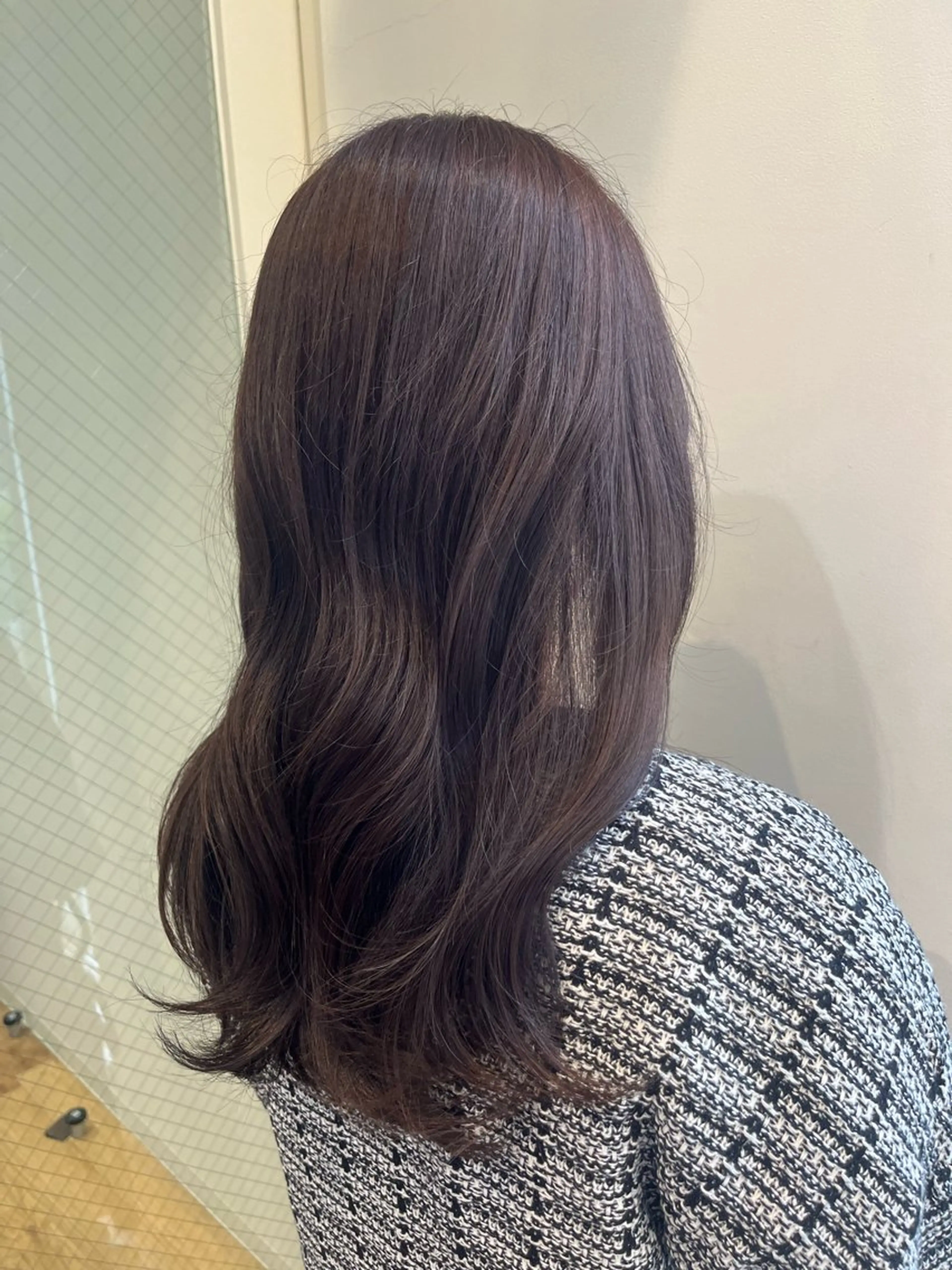 セミロング カラー ベージュカラー ラベンダーカラー ラベンダーベージュ ヘアカラー 辻しおり/似合わせ カット/暖色カラー栄のヘアスタイル