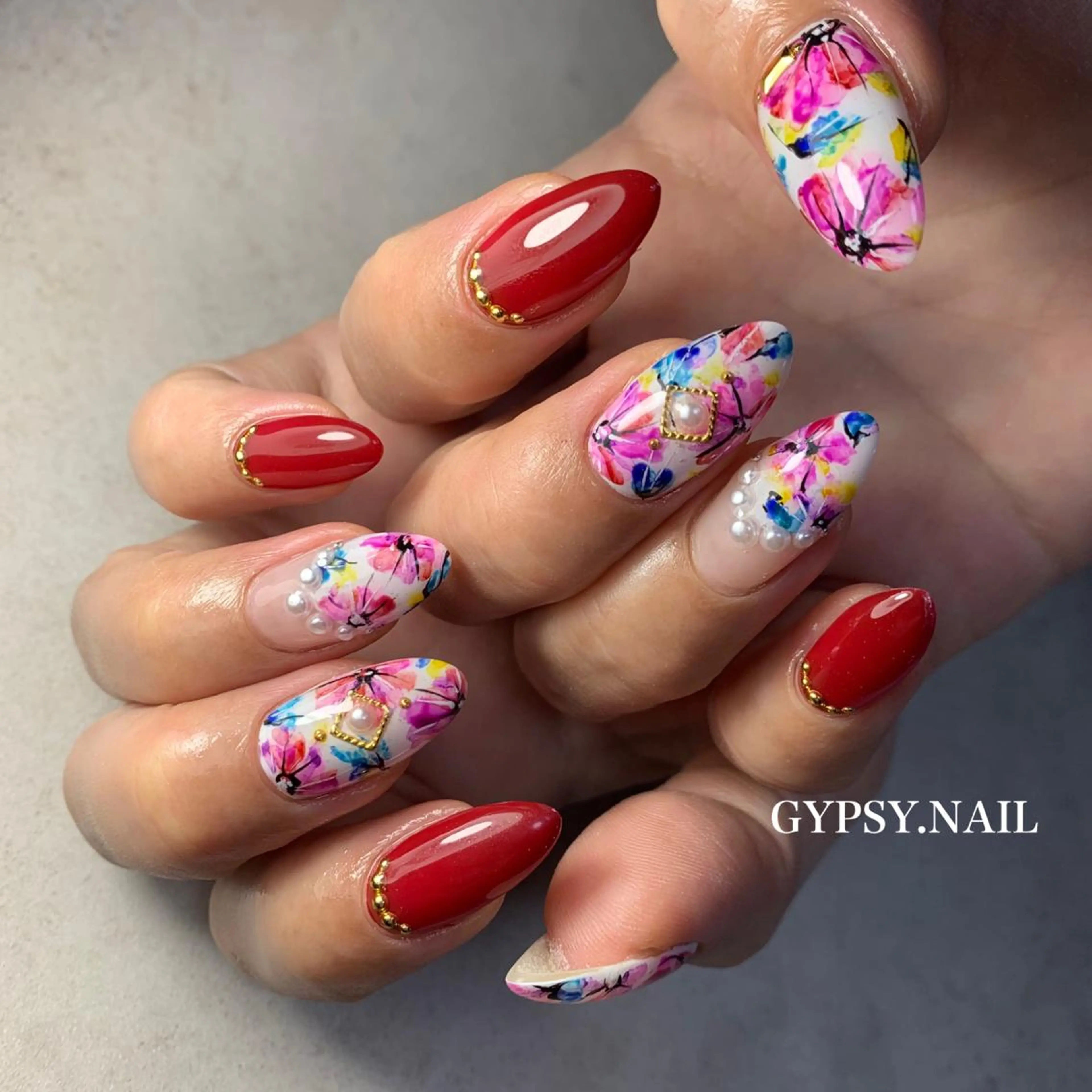 ネイル GYPSY.NAIL所属・GYPSY.NAIL akariのネイルデザイン
