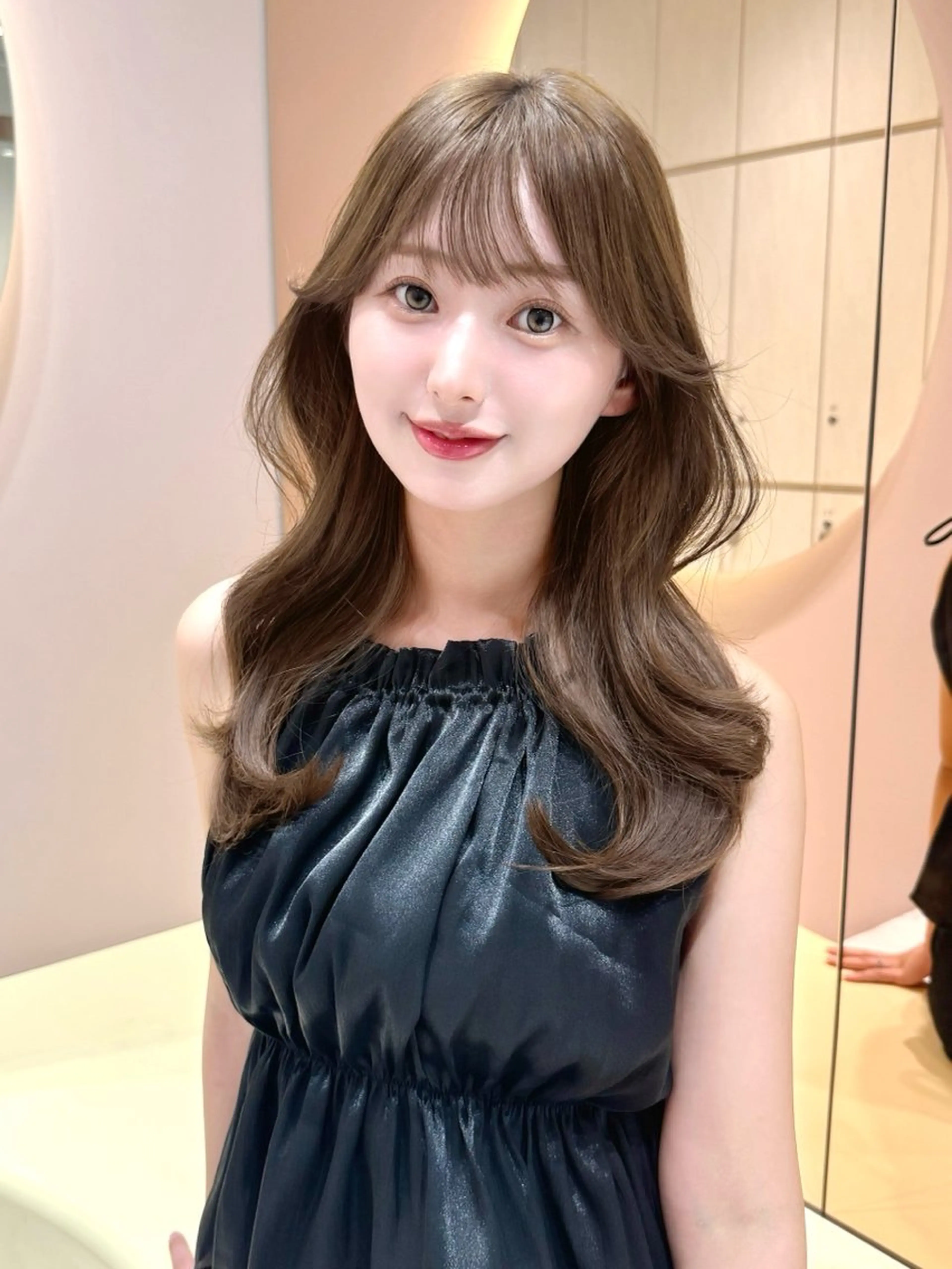 セミロング カラー カット ヘアカラー トリートメント ブリーチなし髪質改善 韓国ヘア　柏崎颯刀のヘアスタイル