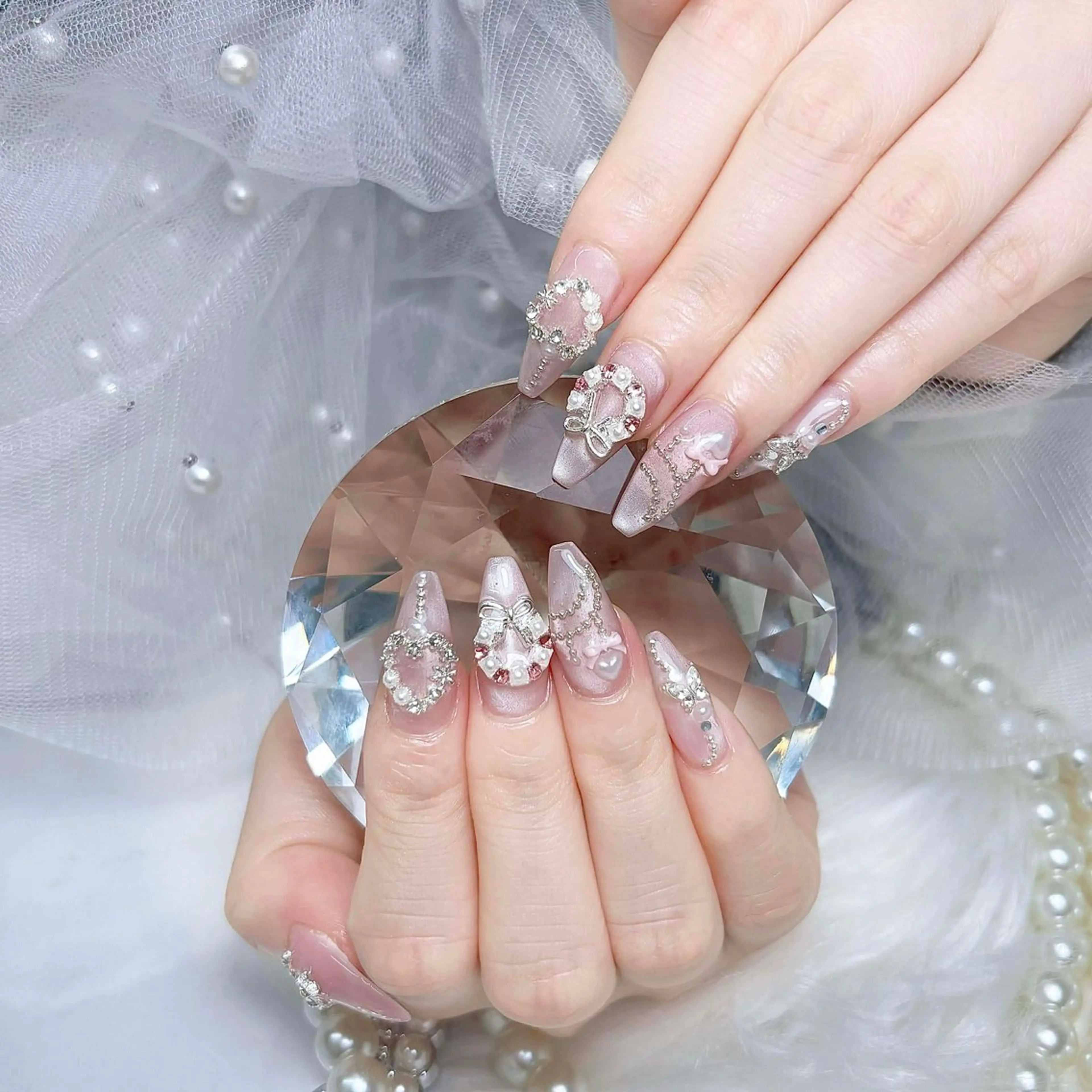 ネイル ハンドネイル いちご chan novaのネイルデザイン