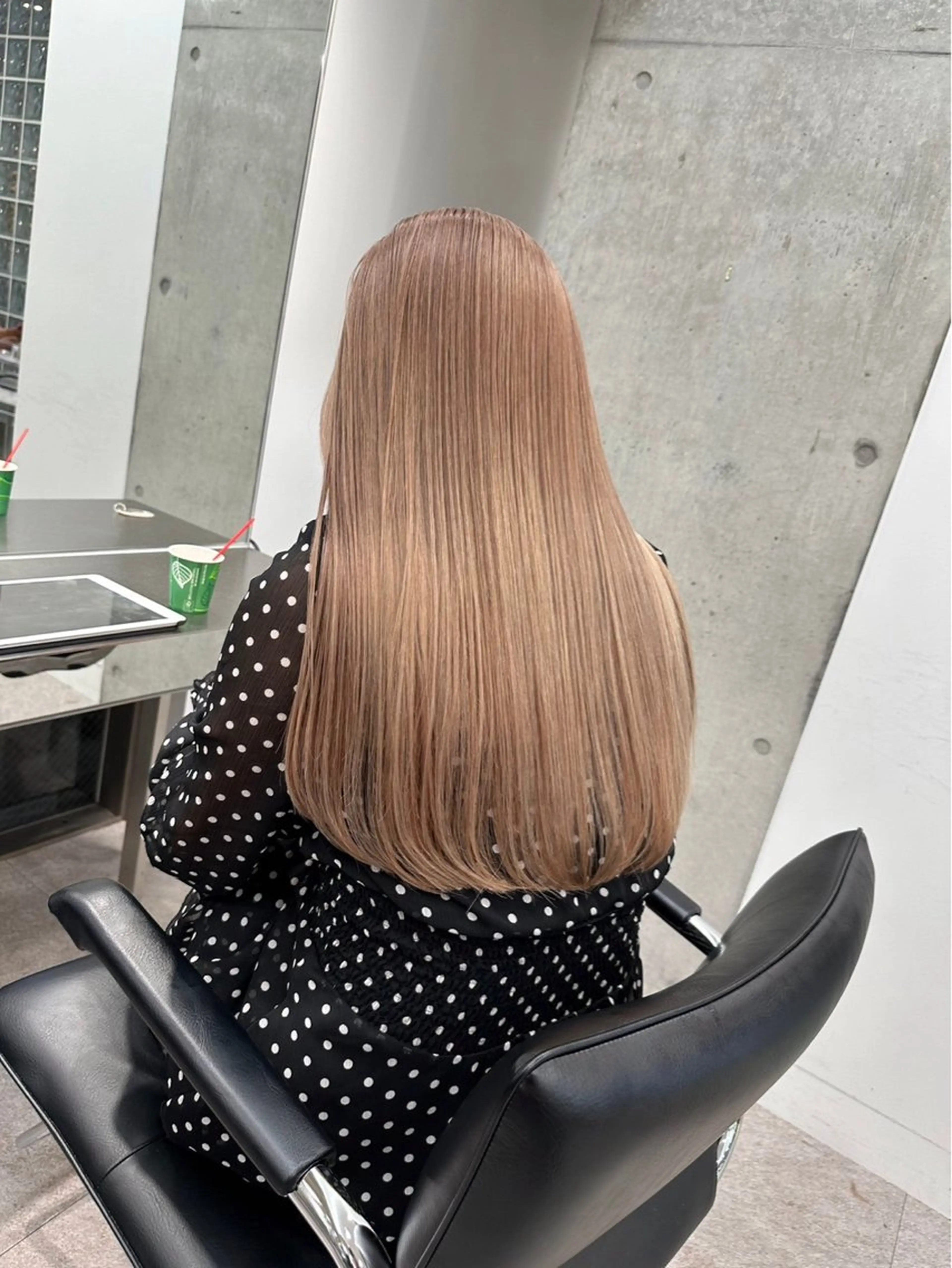【10/5 19:00​〜​1名様限定💘✨】ブリーチダブルカラー（リタッチ+カラー）＋トリートメントの写真