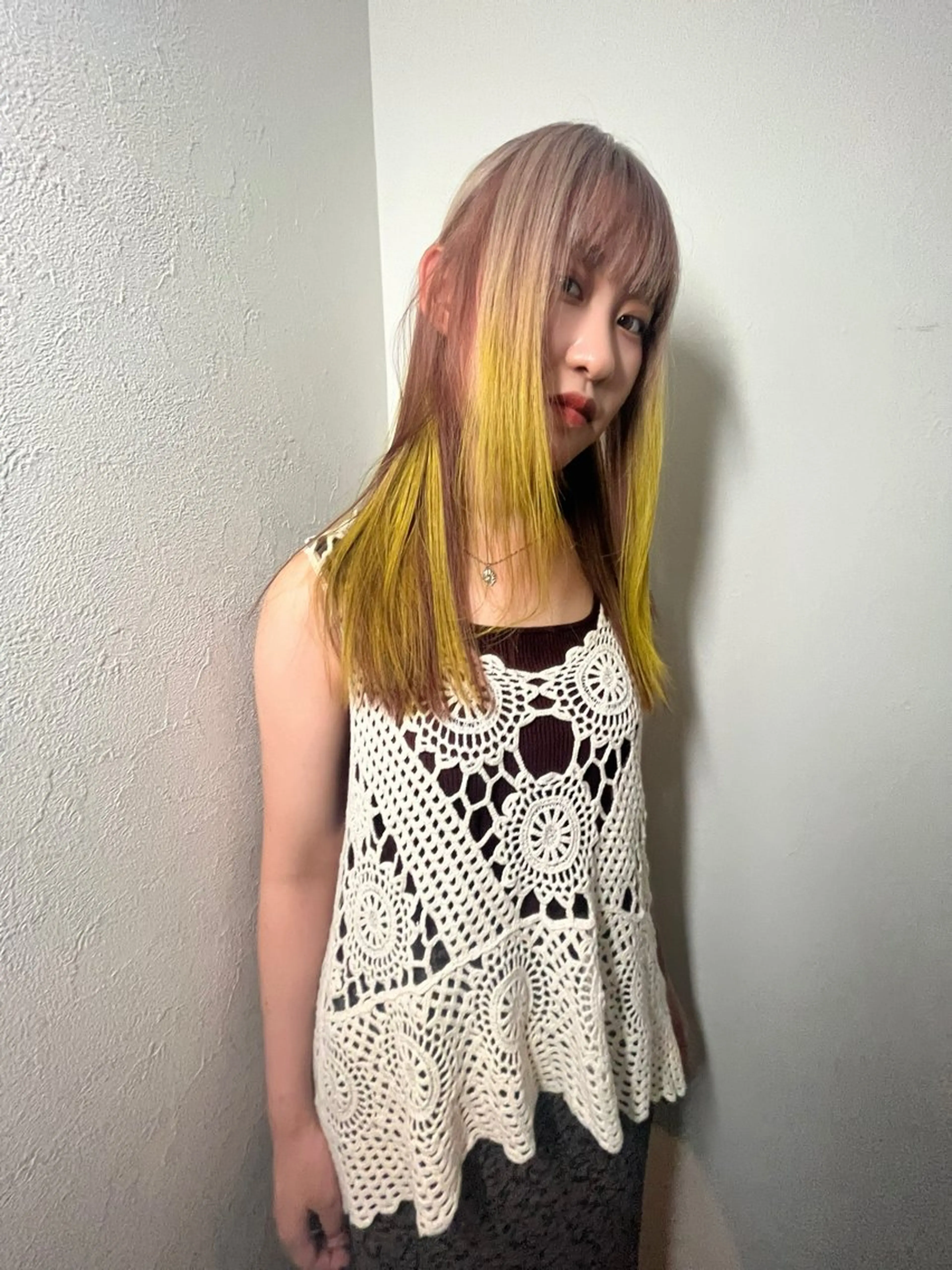 ミディアム カラー ベージュカラー ブリーチ デザインカラー ダブルカラー ハイトーンカラー 💖艶髪ブリーチ髪質 改善💖ケンシンのヘアスタイル