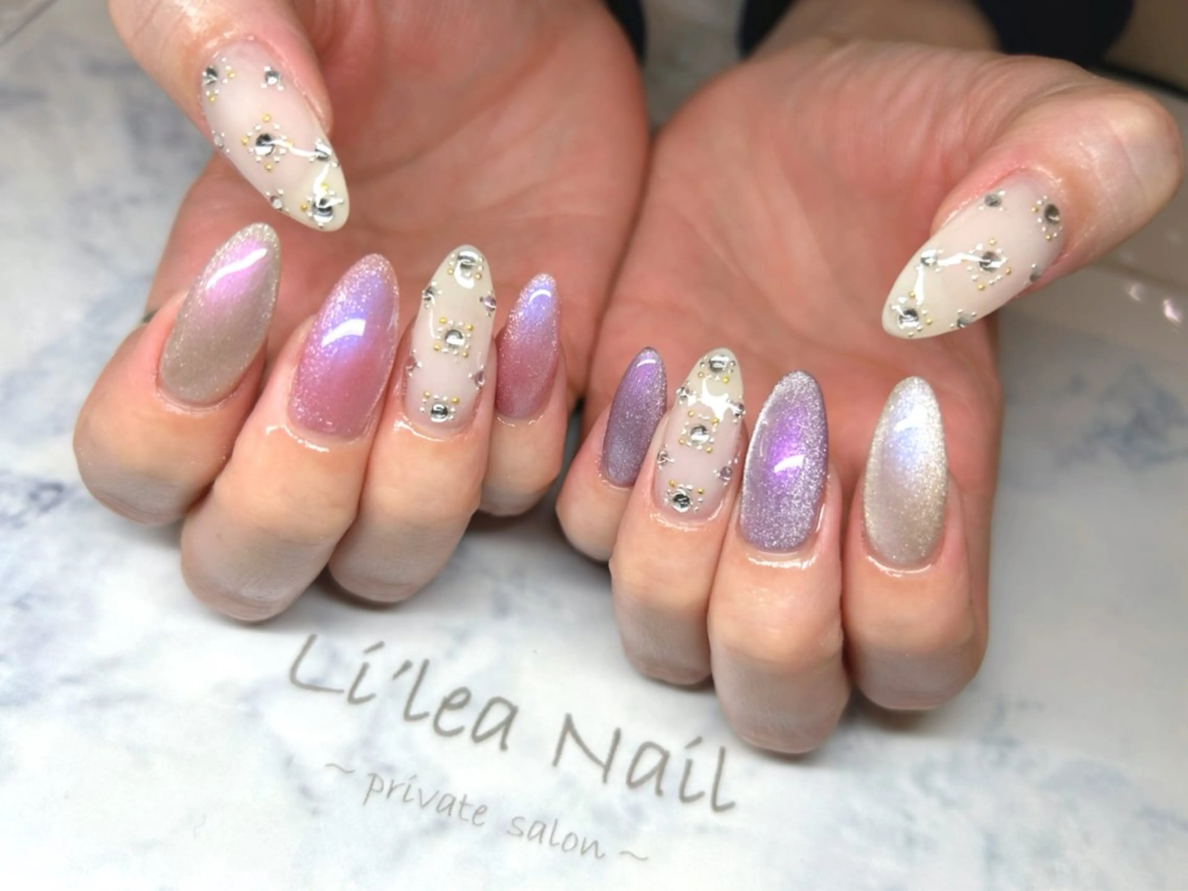 ネイル Li'leaNail AINAのネイルデザイン