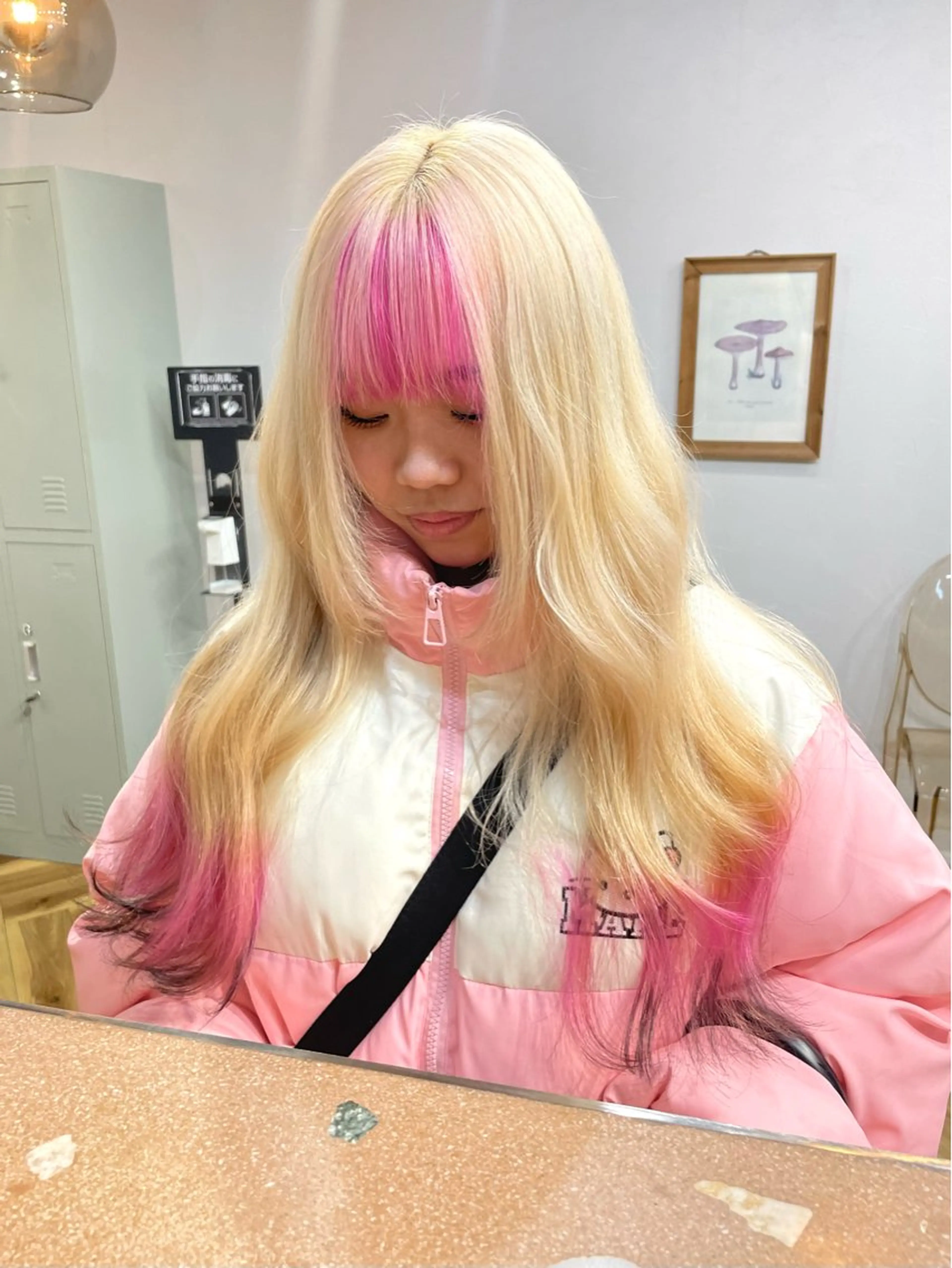 ロング カラー 黒髪 ブロンド ピンクカラー lani hair salon所属・SHOTO ハイトー ン/デザインカラーのヘアスタイル