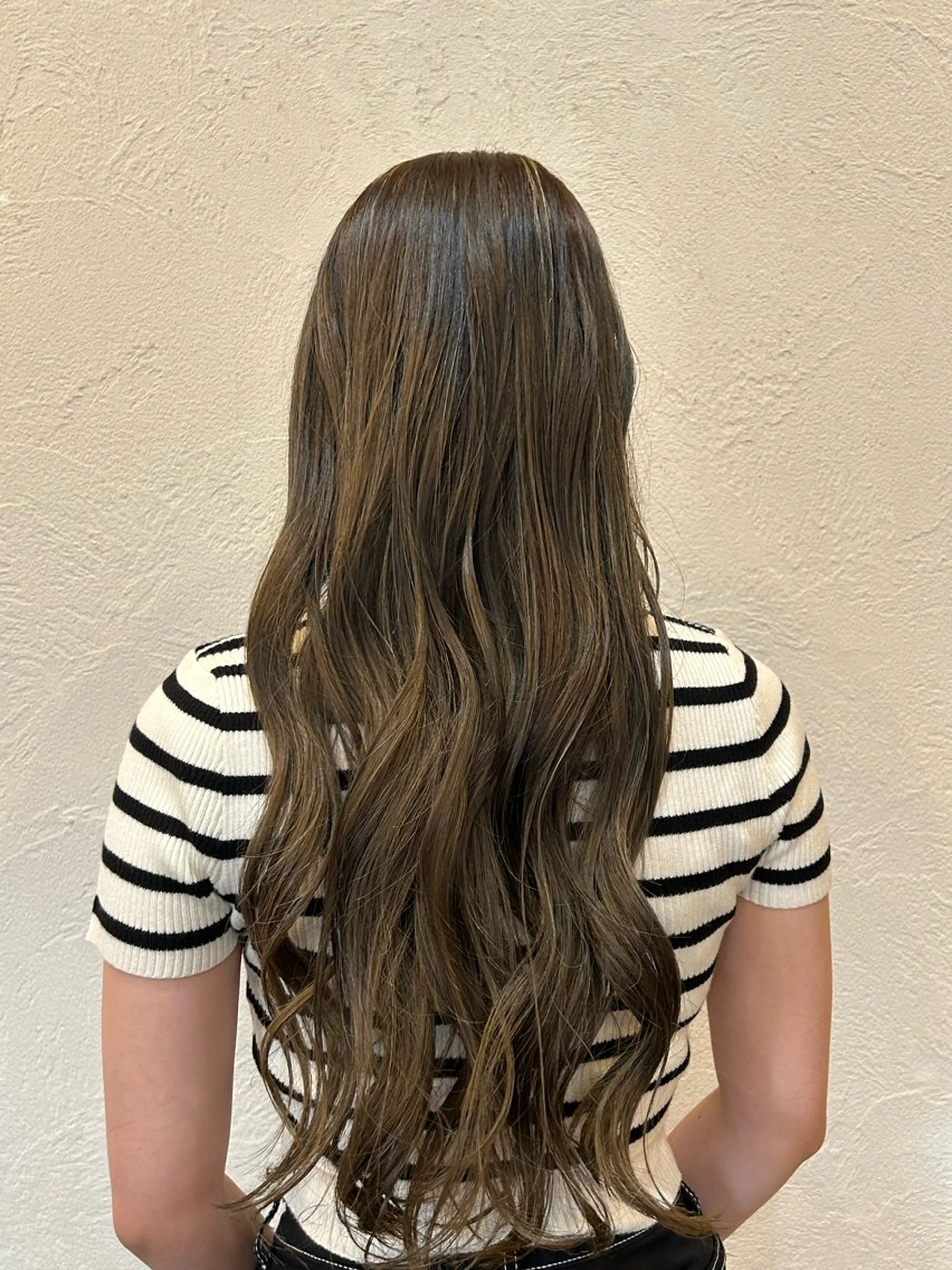 ロング ambiance amiのヘアスタイル