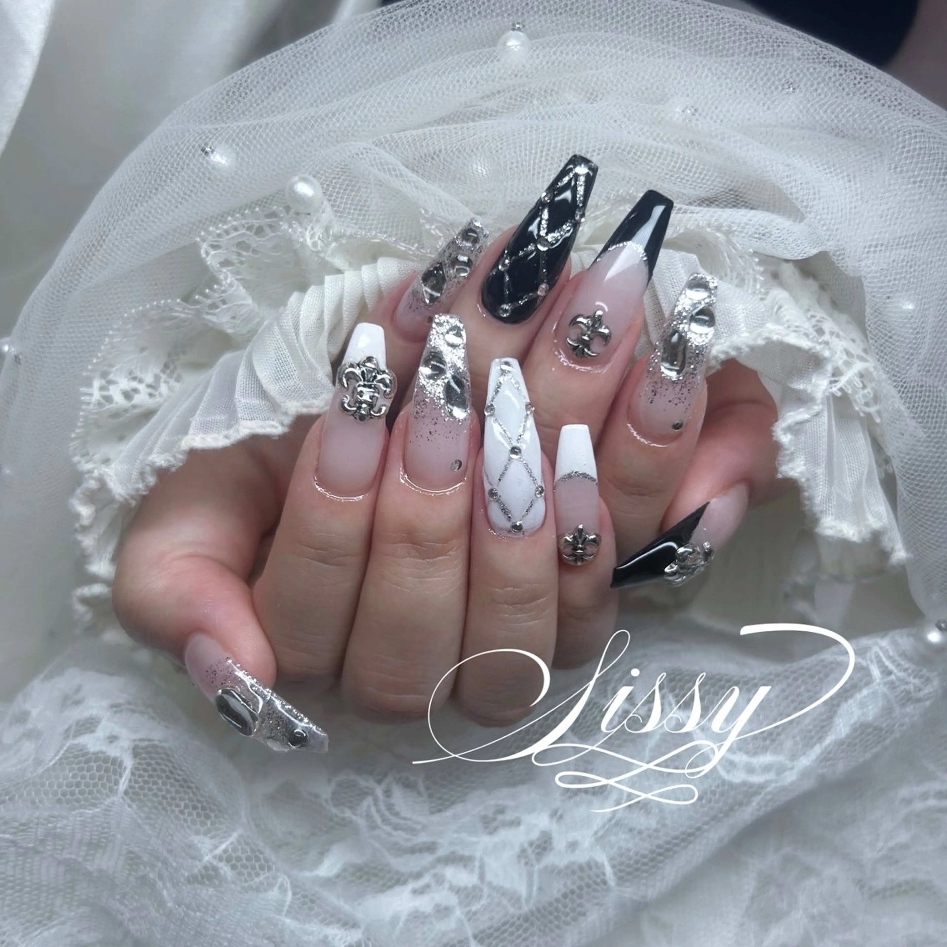 ネイル ハンドネイル nailsalon sissy所属・sissy suzukaのネイルデザイン