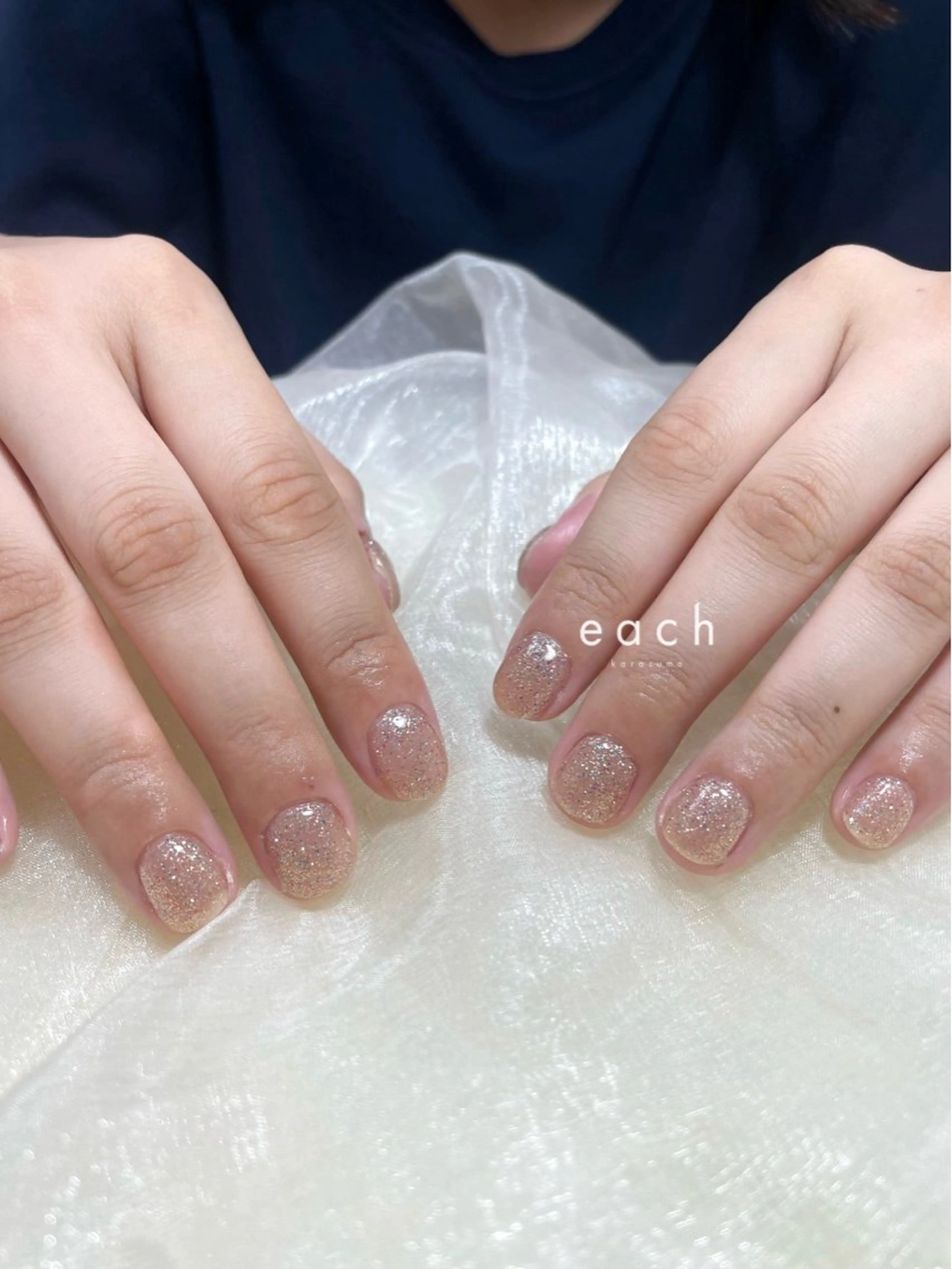 ネイル ハンドネイル each lucaのネイルデザイン