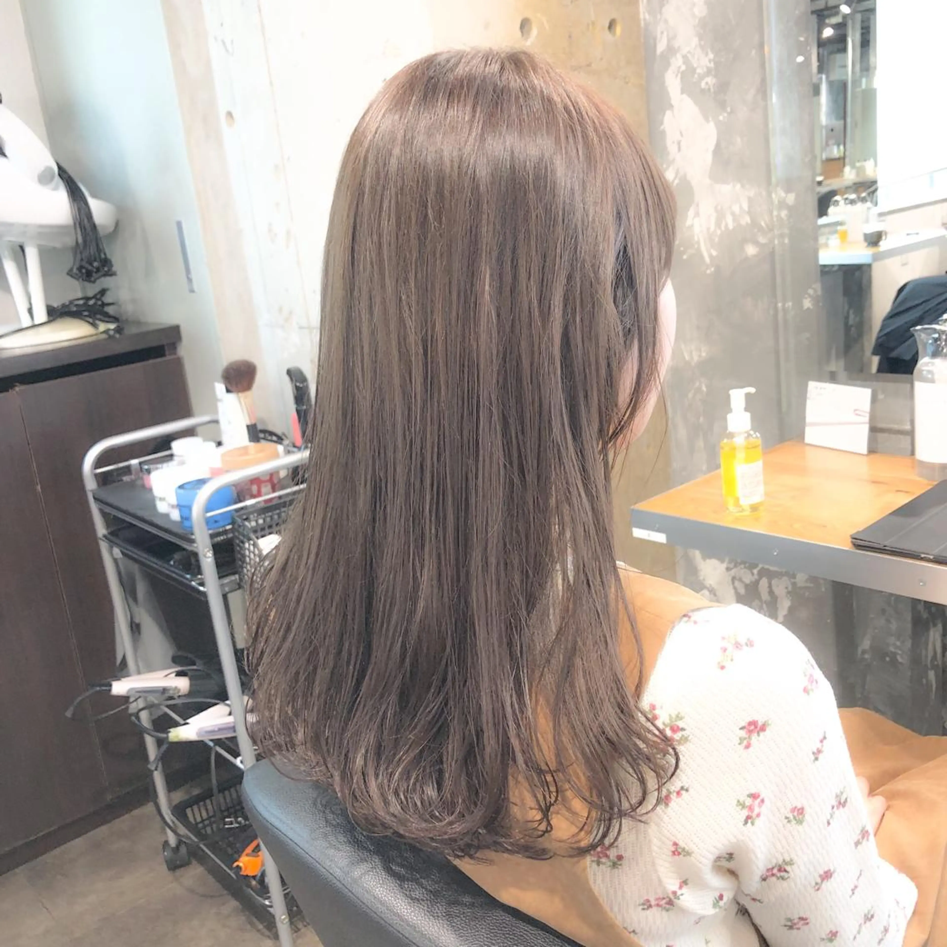 ロング カラー ブリーチ グレージュ モカグレージュ ブリーチなしカラー ヘアカラー 🔷似合わせのプロ KUMA🔷のヘアスタイル