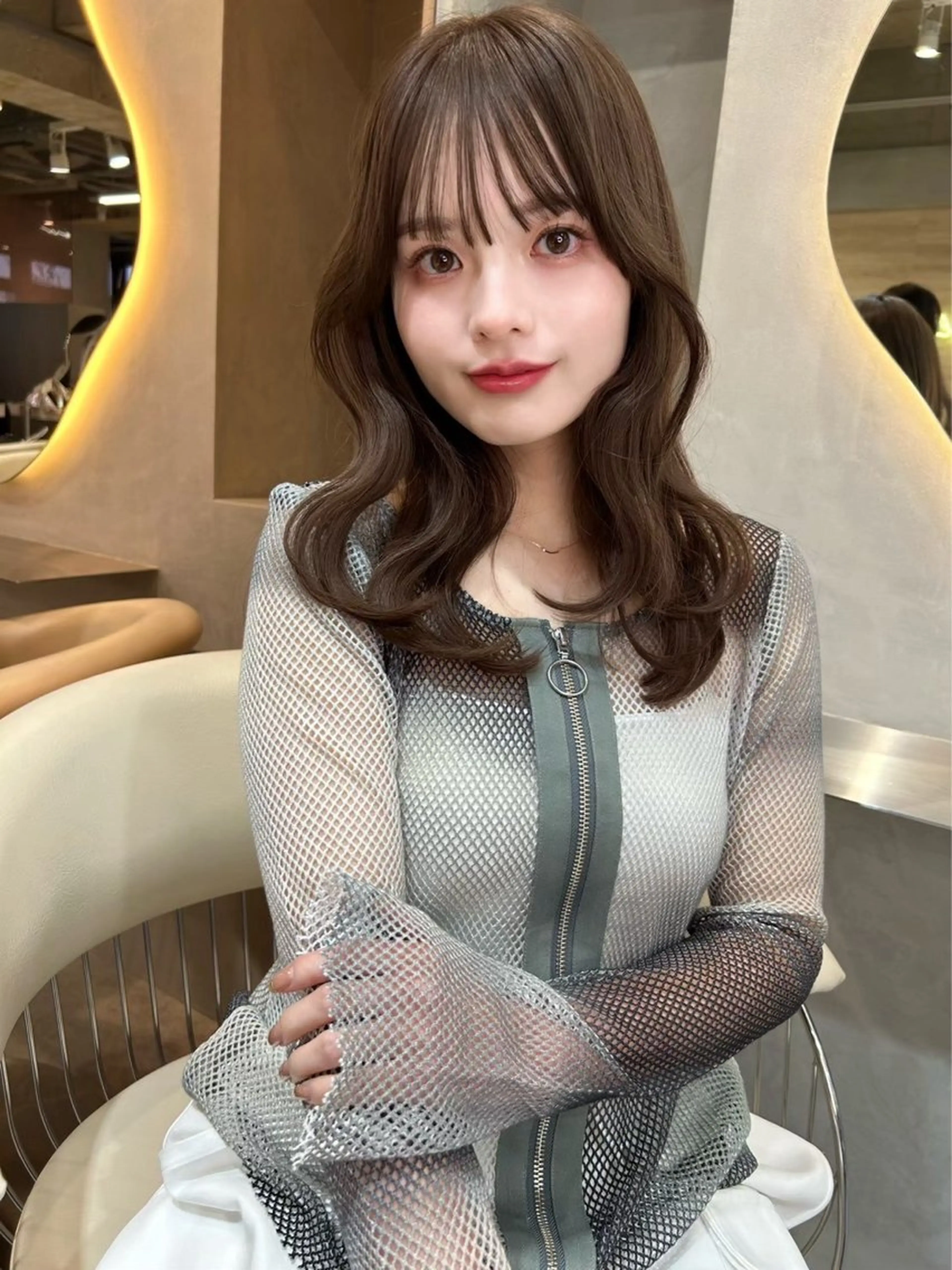 セミロング カラー 落合 歩夢のヘアスタイル