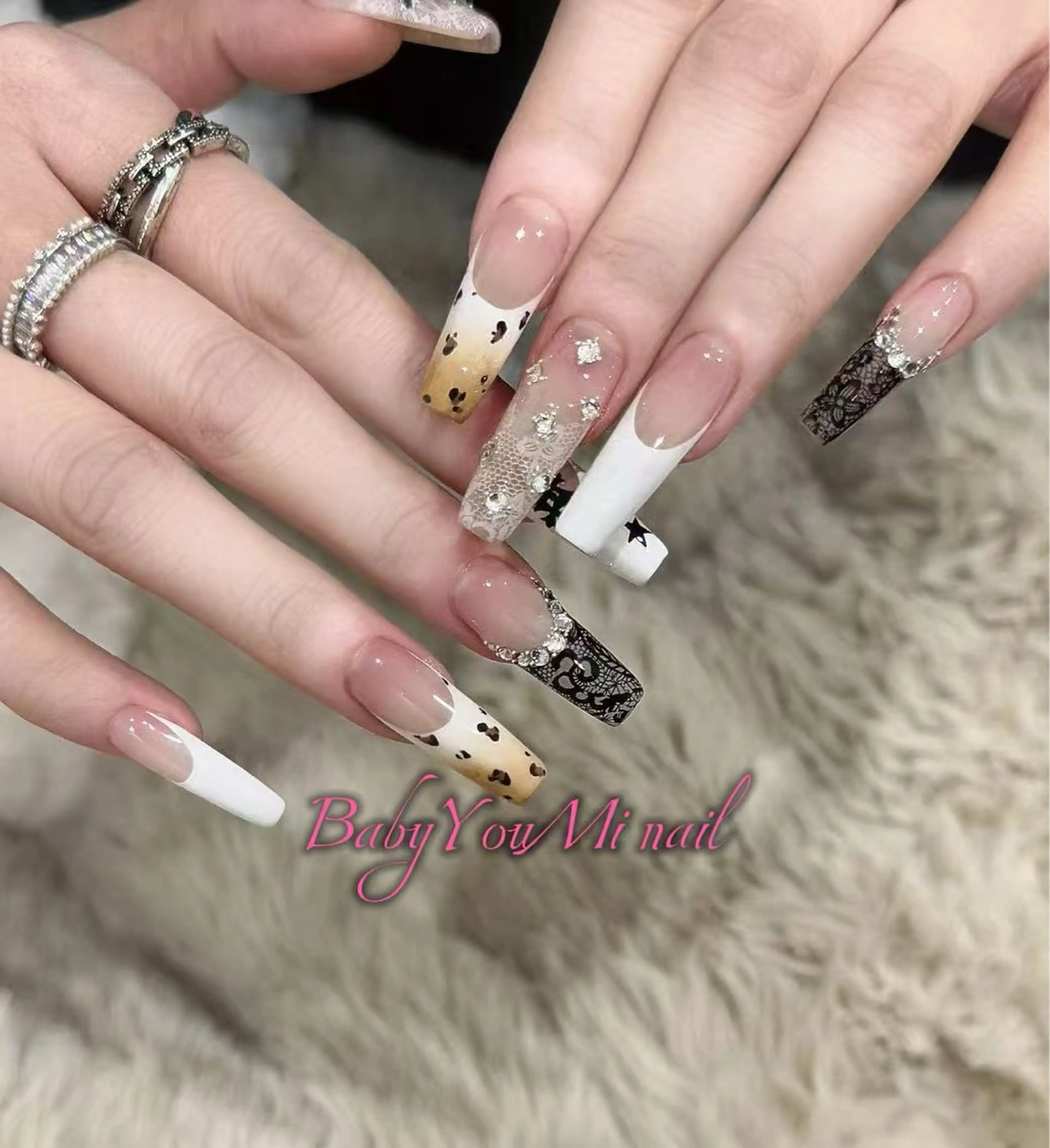 ネイル オーロラネイル 成人式 フットネイル フレンチネイル ジェルネイル ハンドネイル Oomiya 服部のネイルデザイン