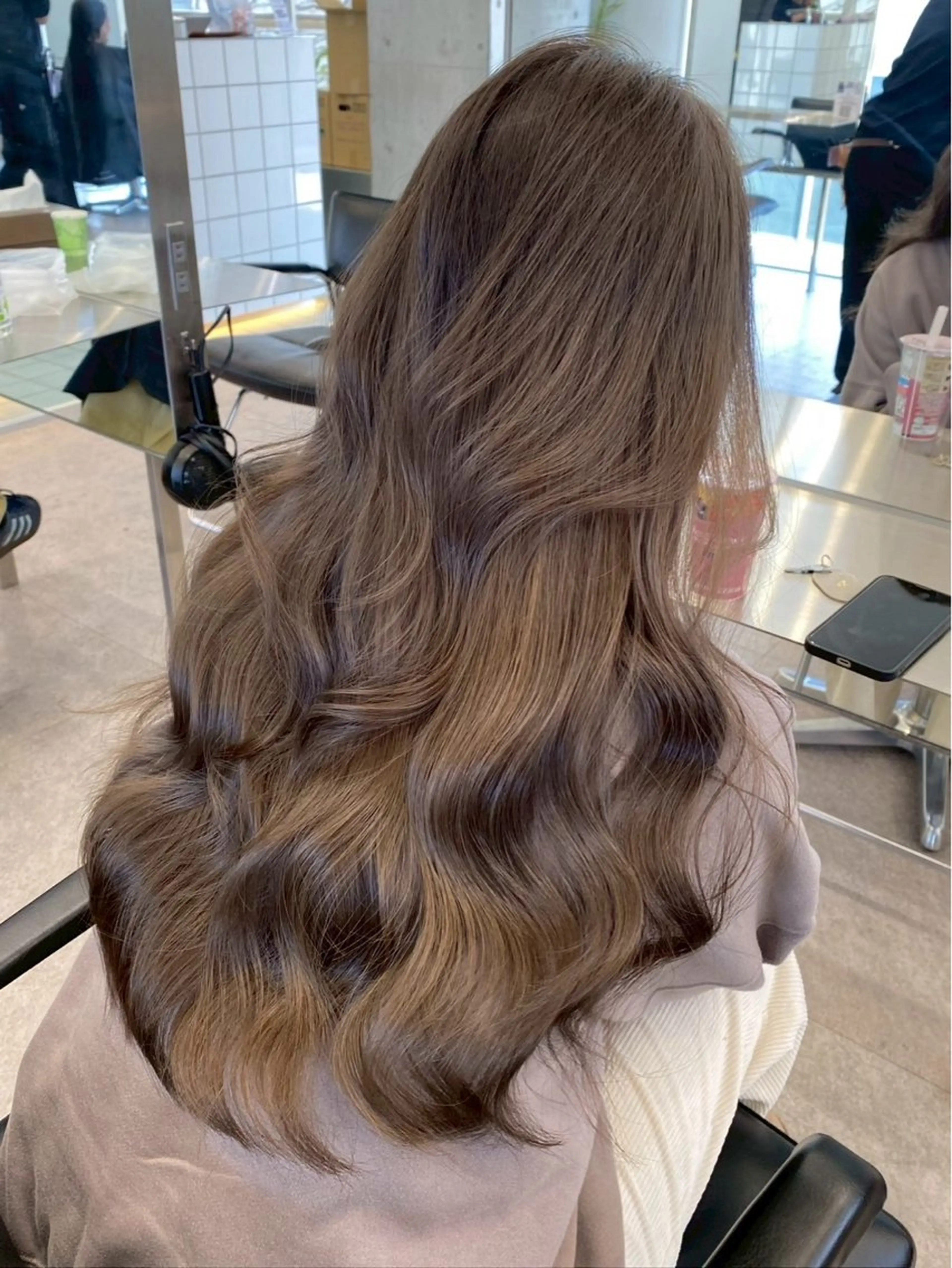 カラー メンズ メンズブリーチ ベージュカラー ブリーチ ダブルカラー ブリーチなしカラー ヘアカラー fifth 渋谷原宿 波巻きパーマイノウエのヘアスタイル