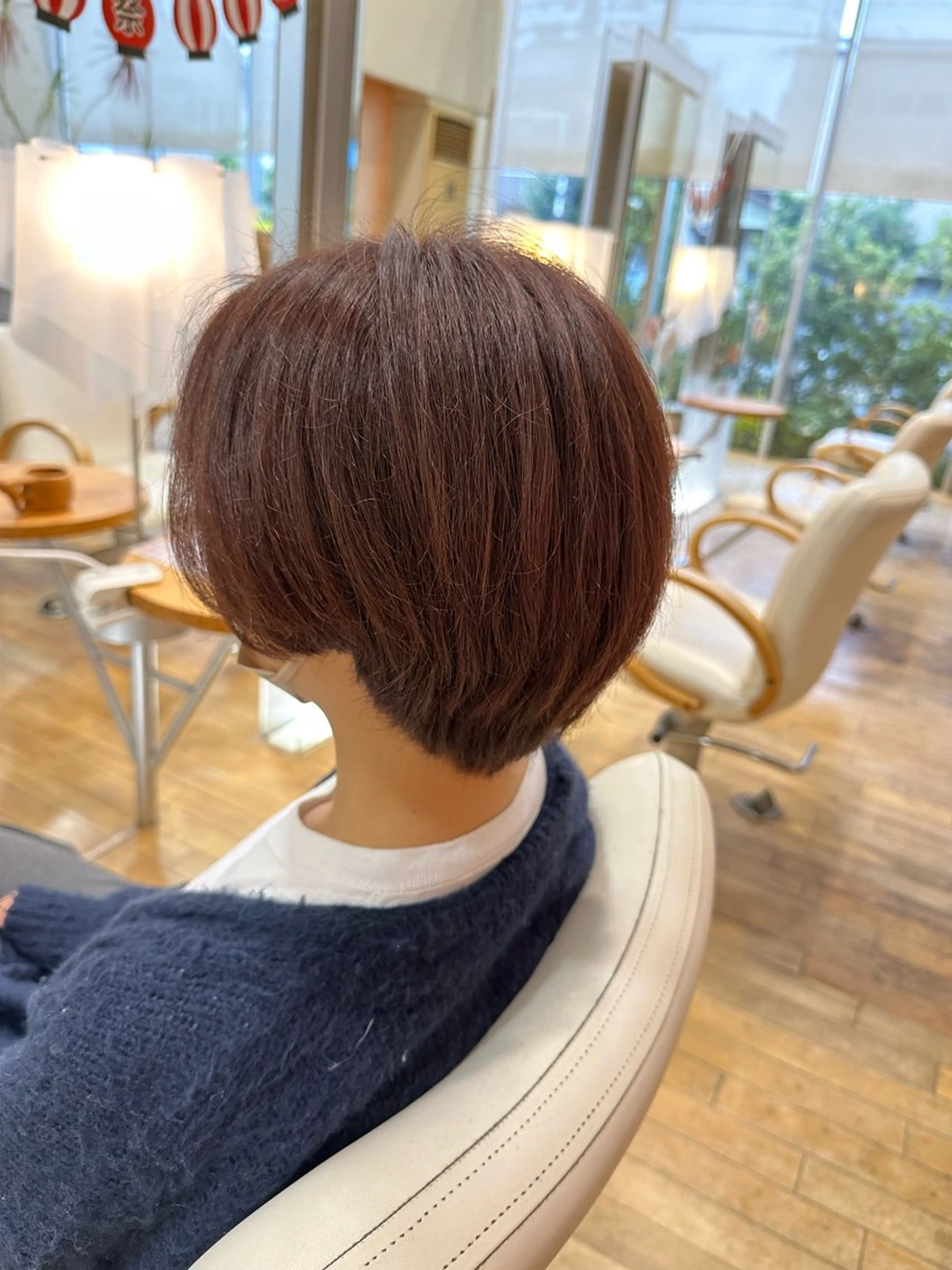 ショート カラー 山本 瑠華のヘアスタイル
