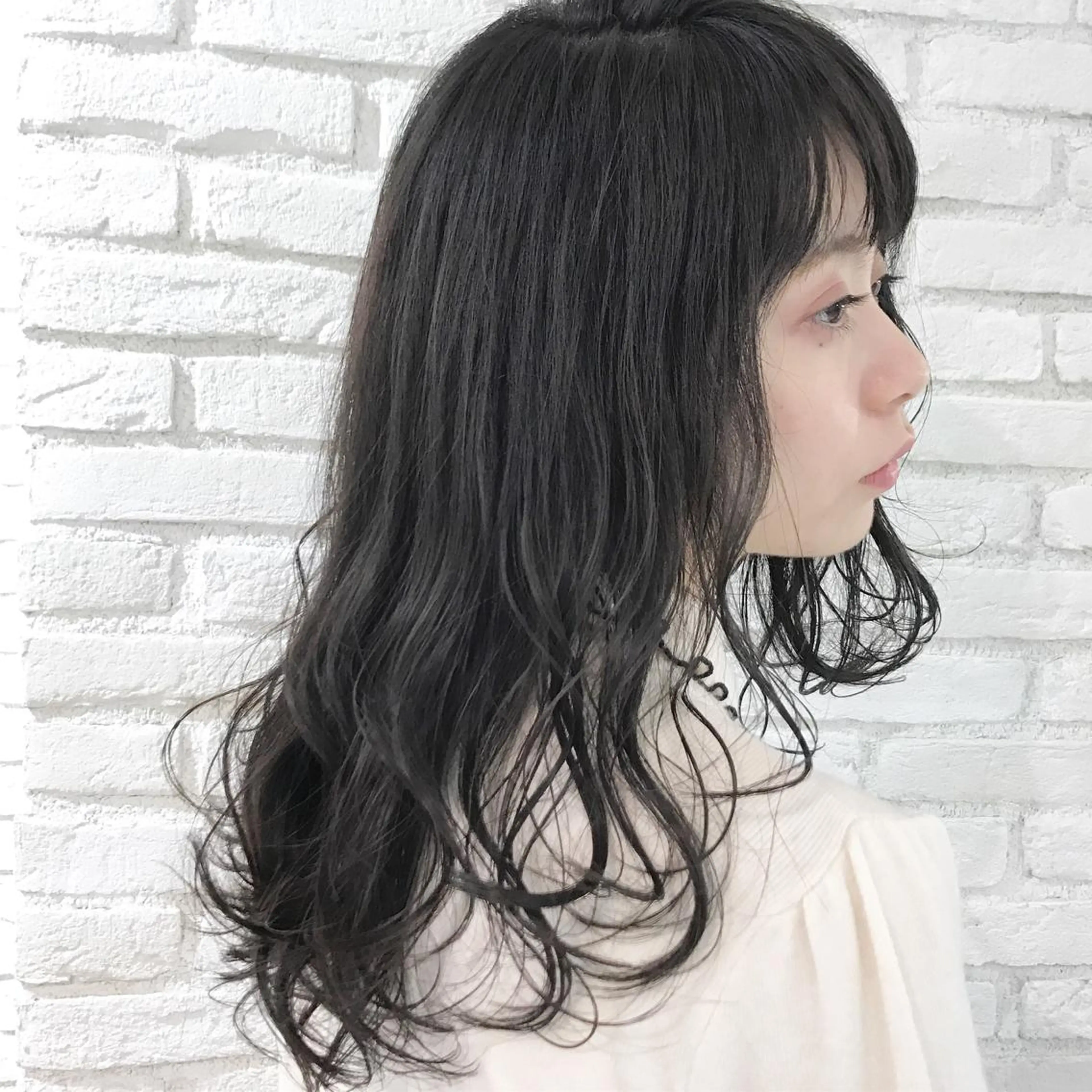 セミロング カラー 顔周りカット 伊 杏のヘアスタイル