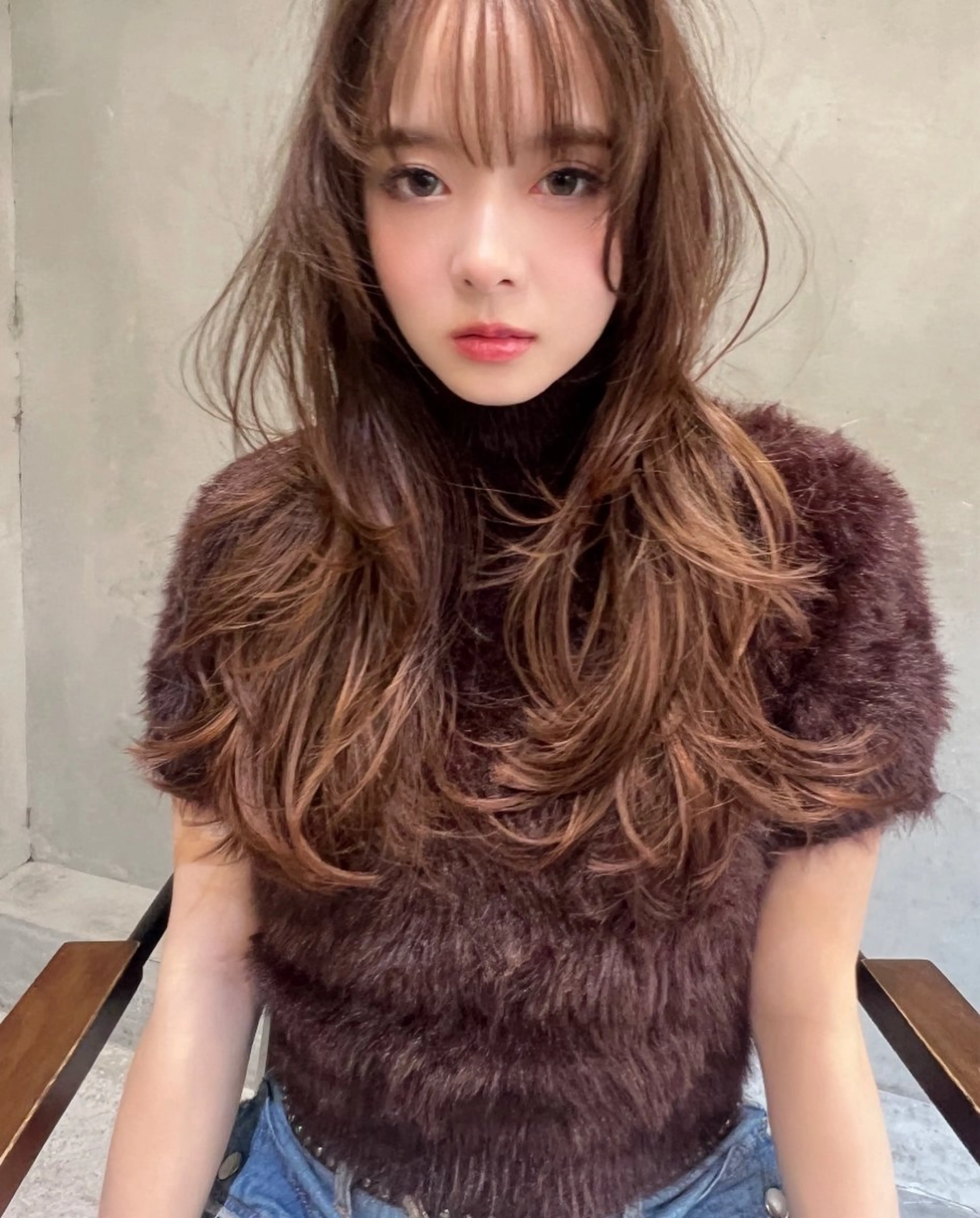 ロング カラー ベージュカラー MUSASHI ブリーチカラー◎のヘアスタイル