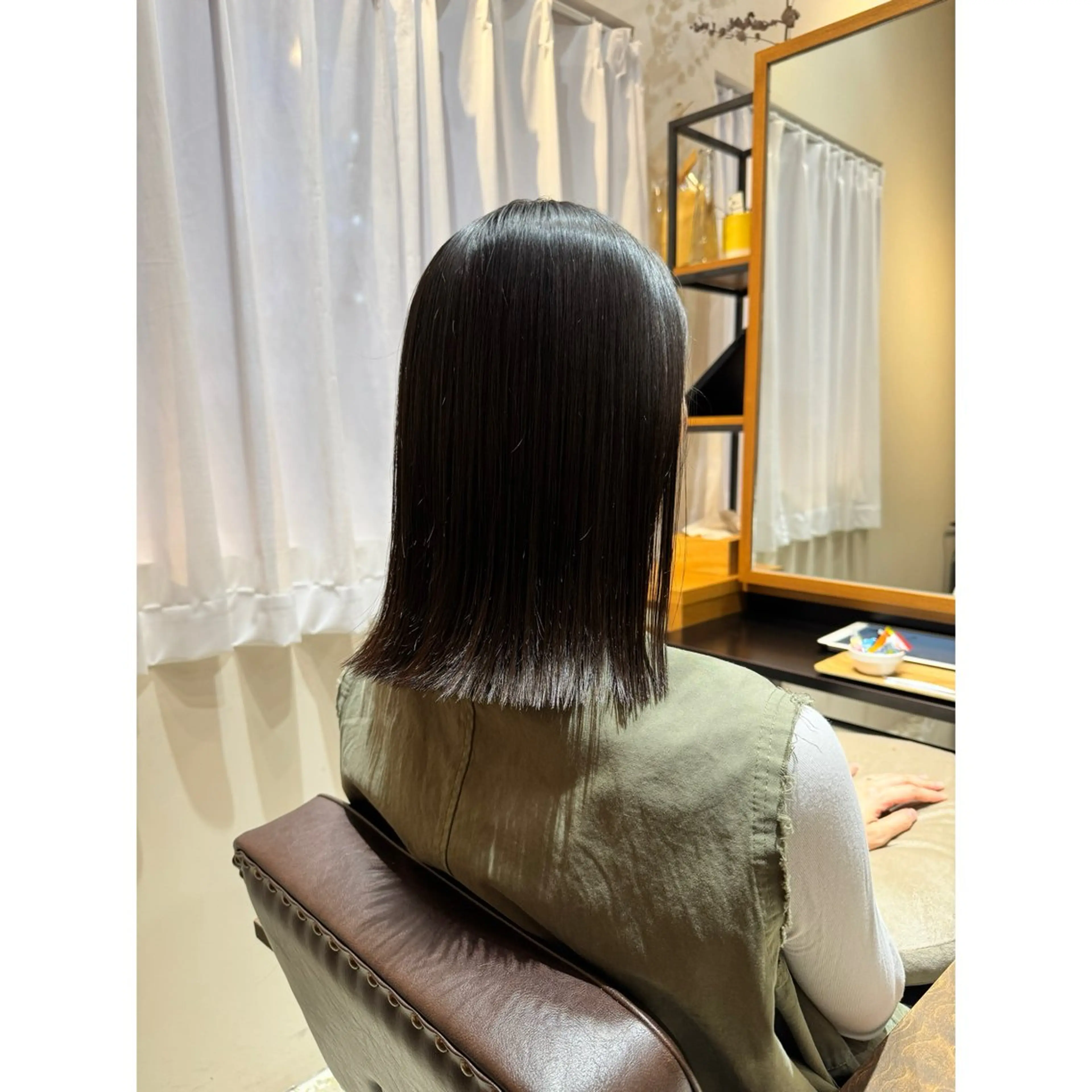 ミディアム カット 喜友名洸季 anoneのヘアスタイル
