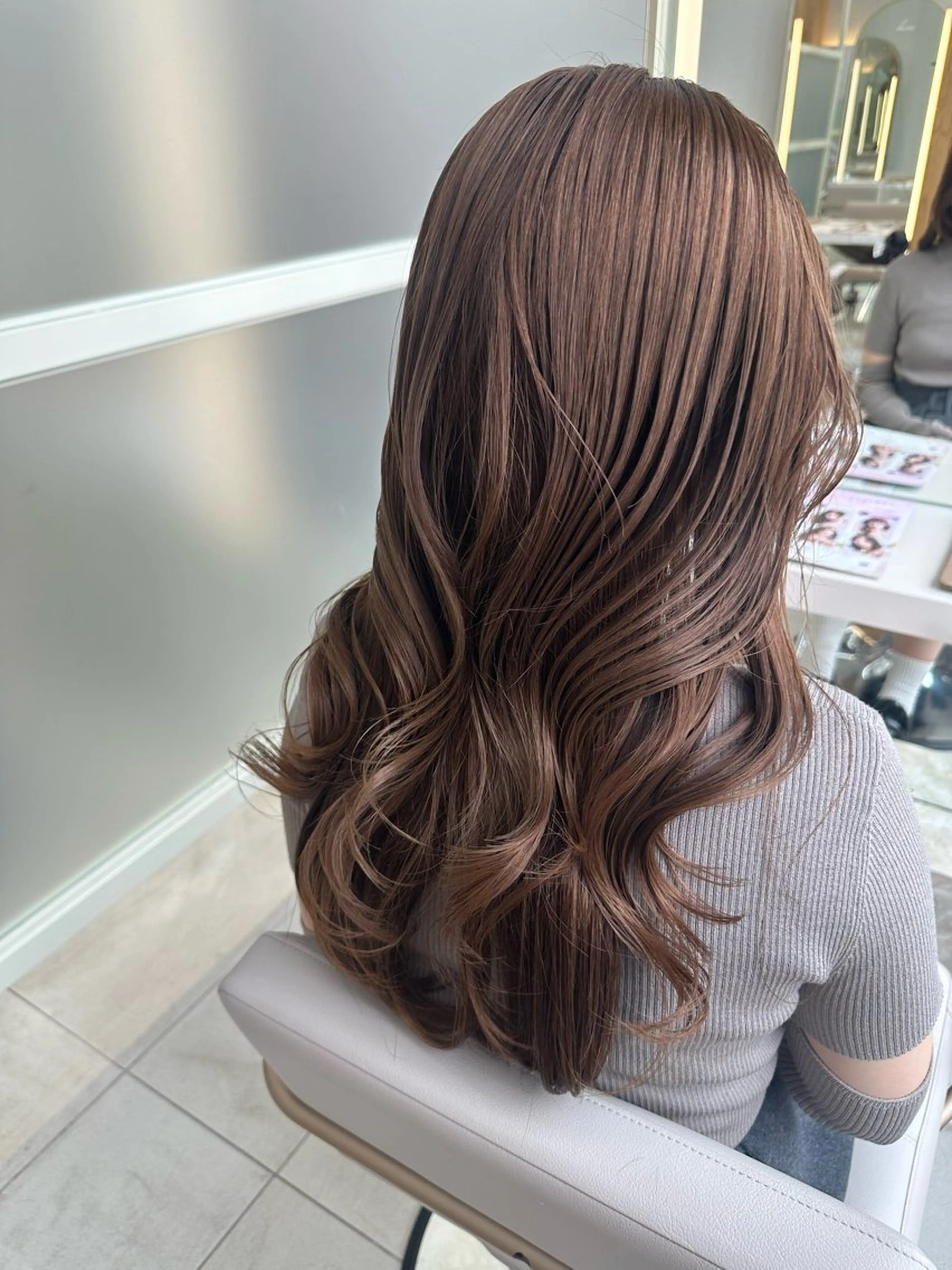 ロング oto🎀×美髪× シースルー前髪🤍のヘアスタイル