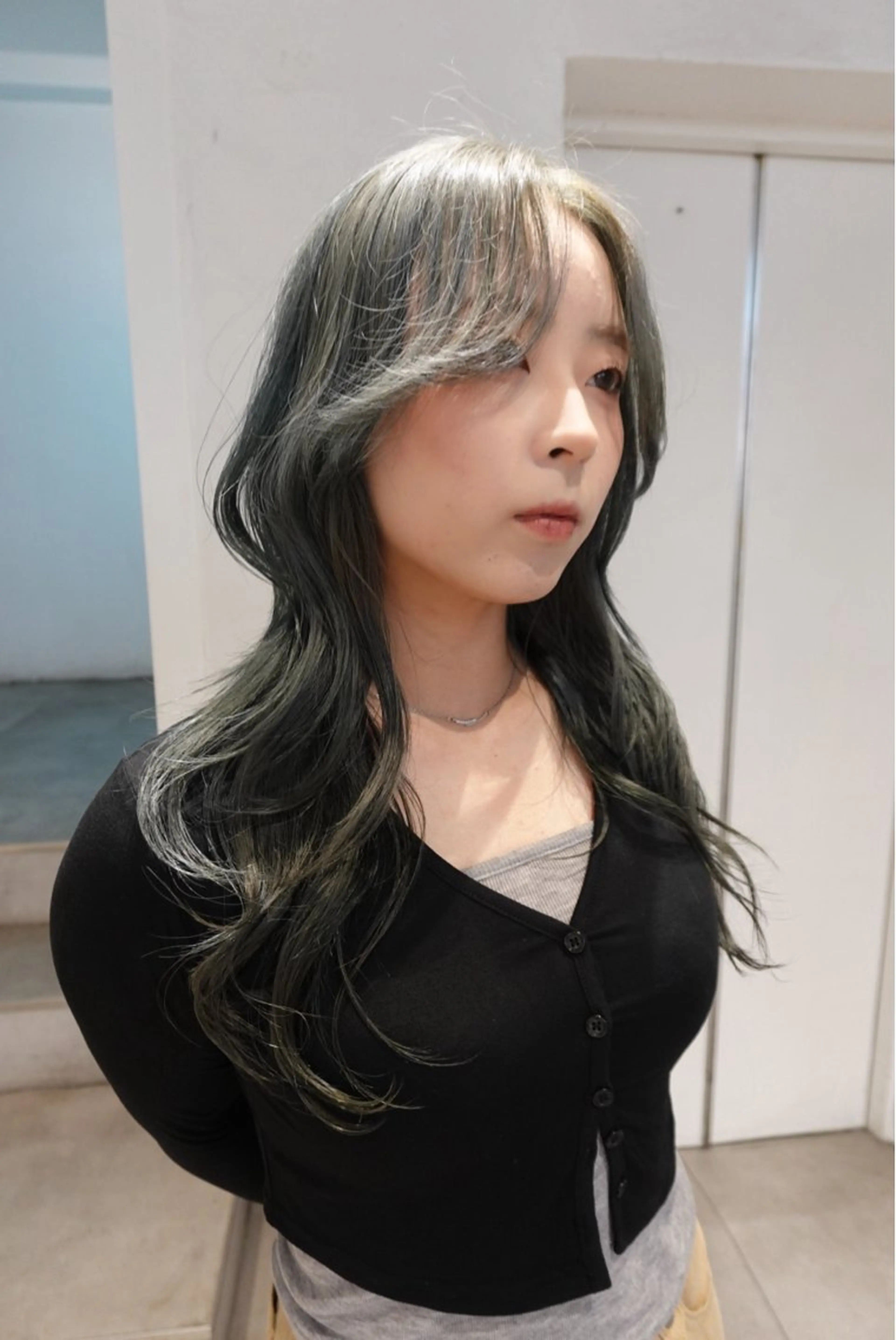 カラー カット ヘアカラー 暖色カラーハイトーン レイヤー🦴SENAのヘアスタイル