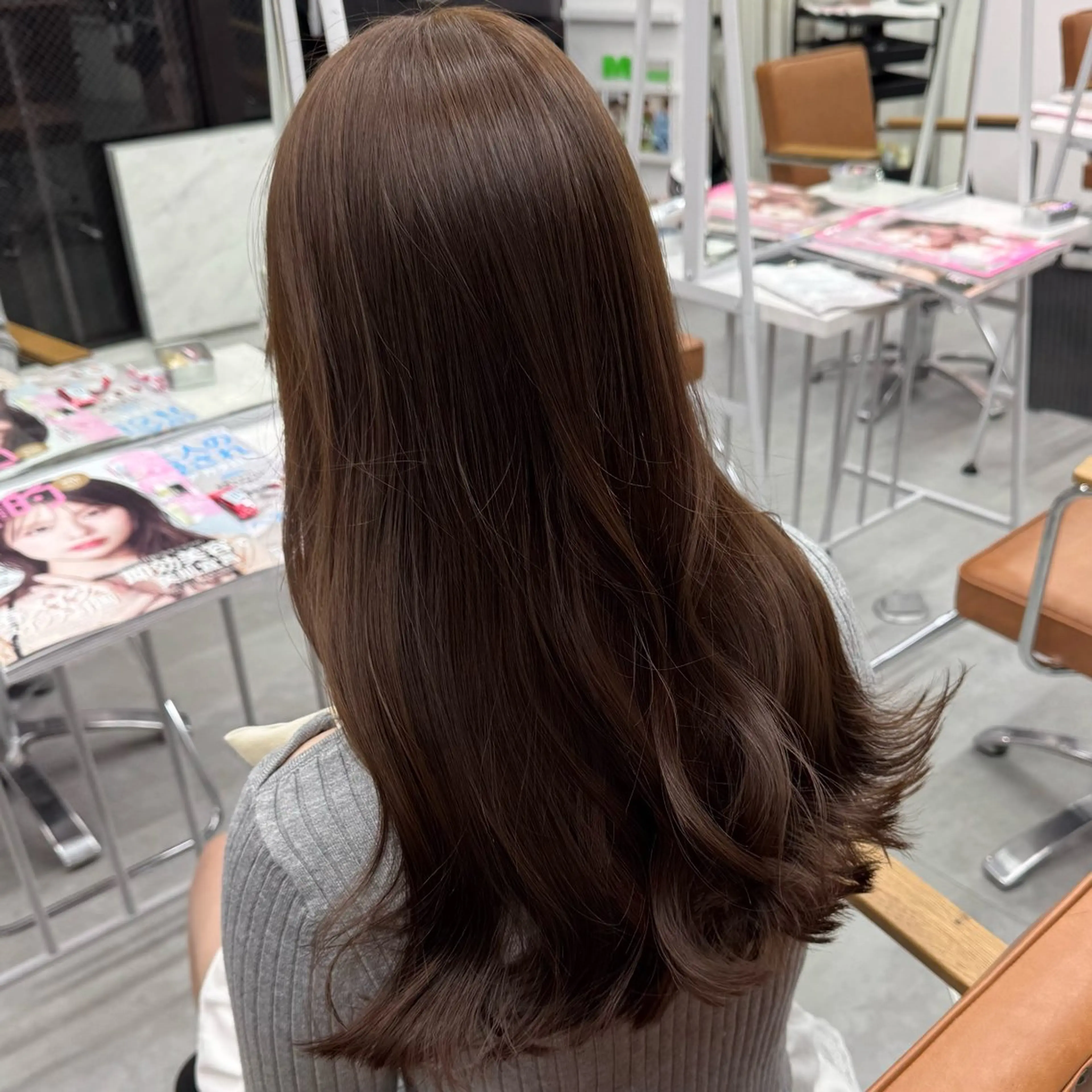 ロング カラー ヘアアレンジ ヘアカラー ブリーチなしカラー /ベージュ/安形翔のヘアスタイル