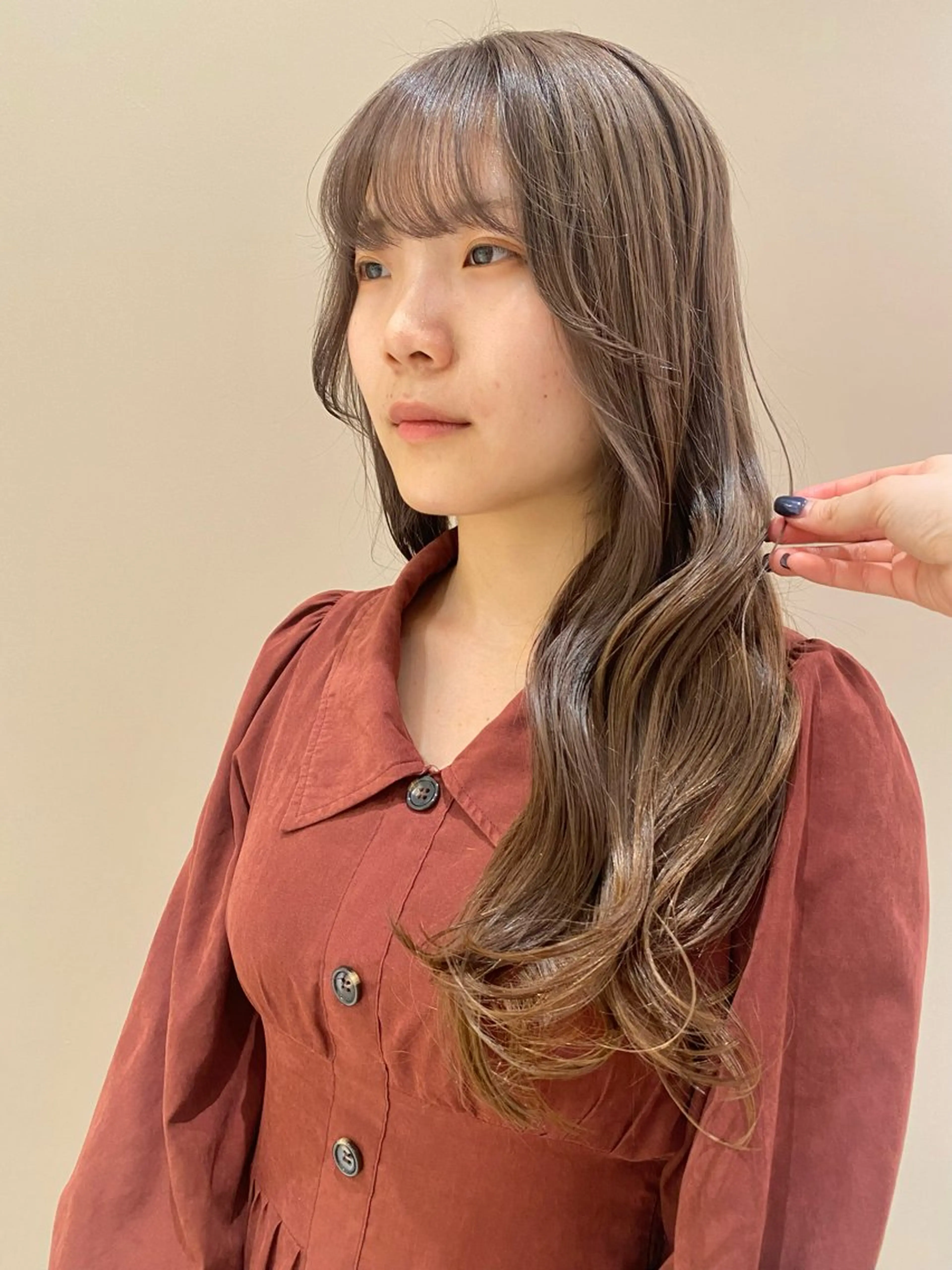 ロング カラー ヘアカラー ベージュ/アレンジ /横浜/杉本千夏のヘアスタイル